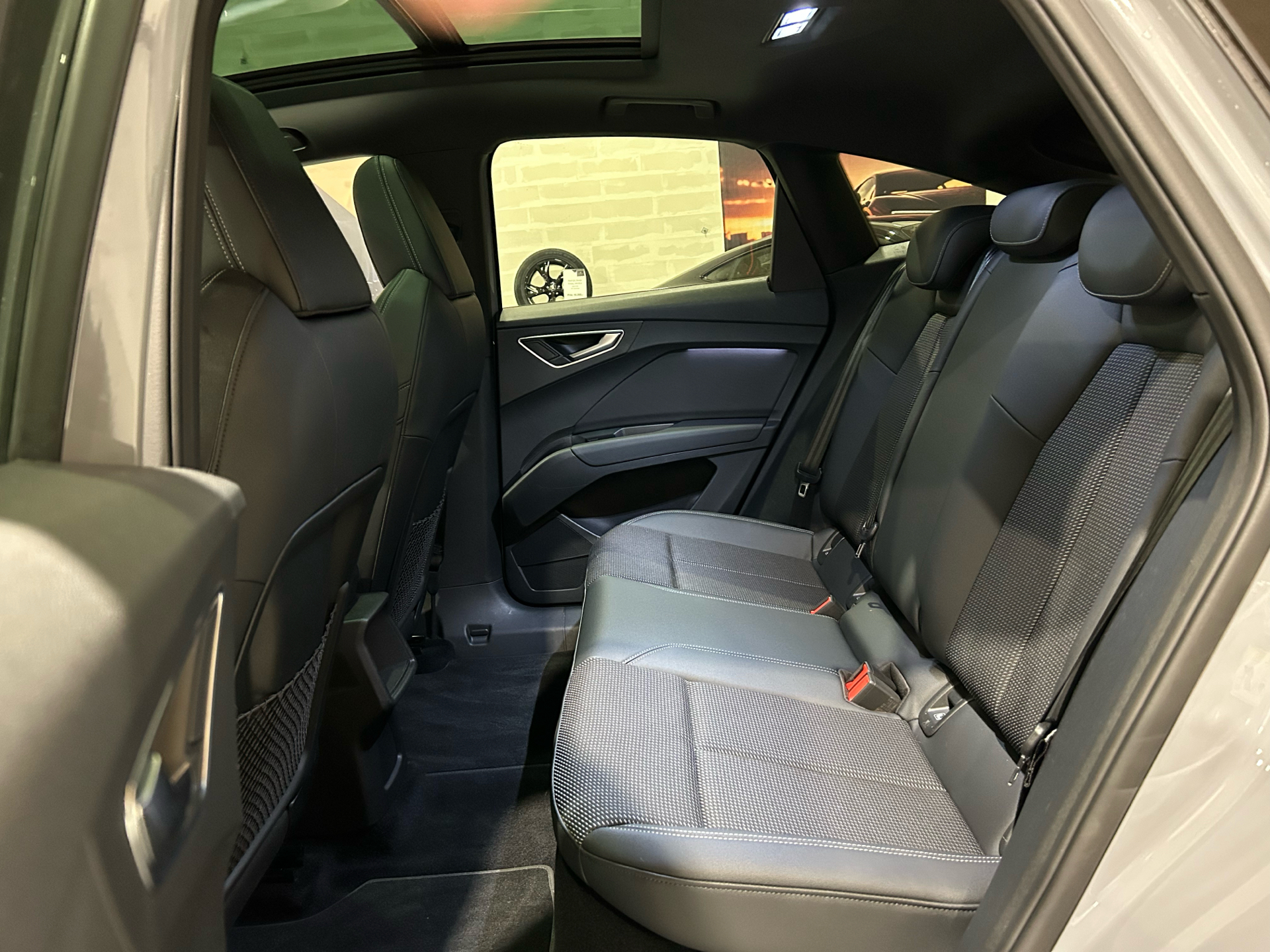 Billede af Audi Q4 Sportback 50 E-tron S Line Quattro 299HK 5d Aut.