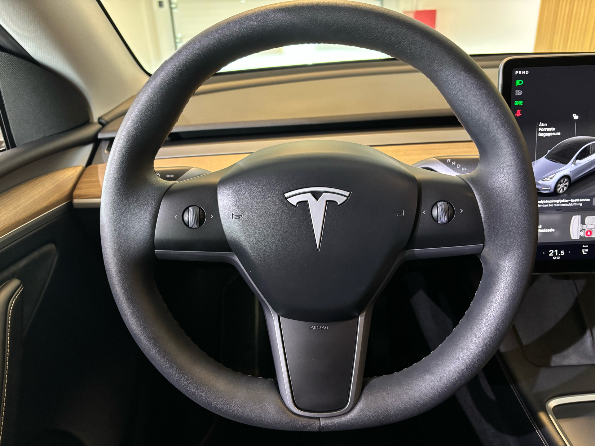 Billede af Tesla Model Y EL RWD 299HK 5d Aut.