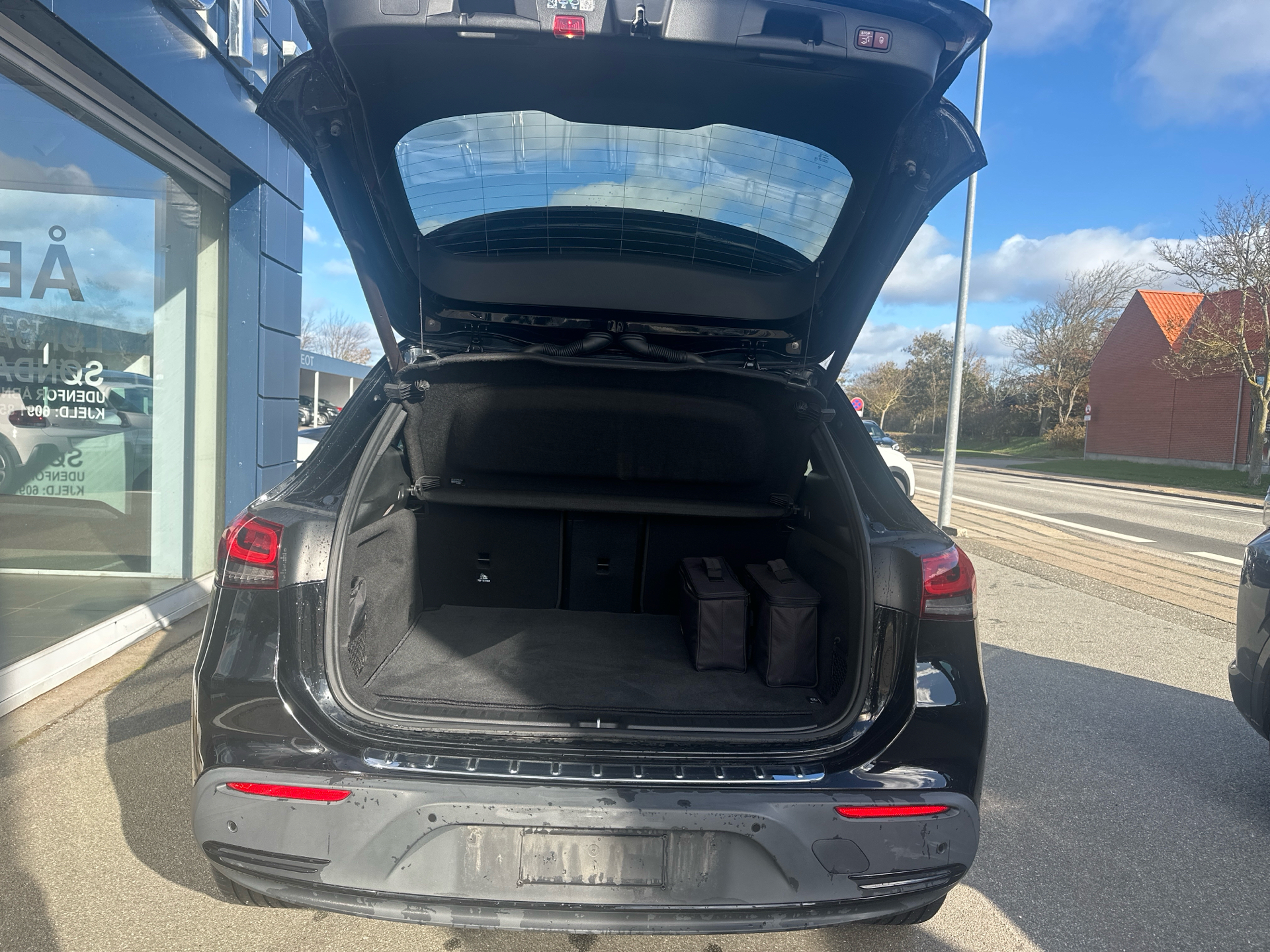 Billede af Mercedes-Benz EQA 250 EL Progressive 190HK 5d Aut.