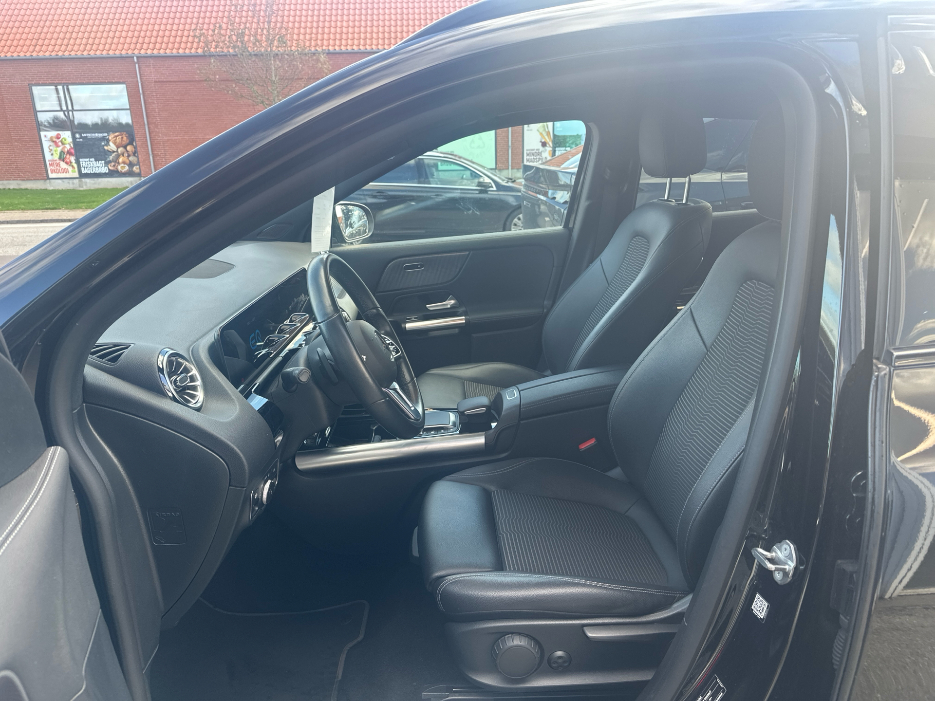 Billede af Mercedes-Benz EQA 250 EL Progressive 190HK 5d Aut.