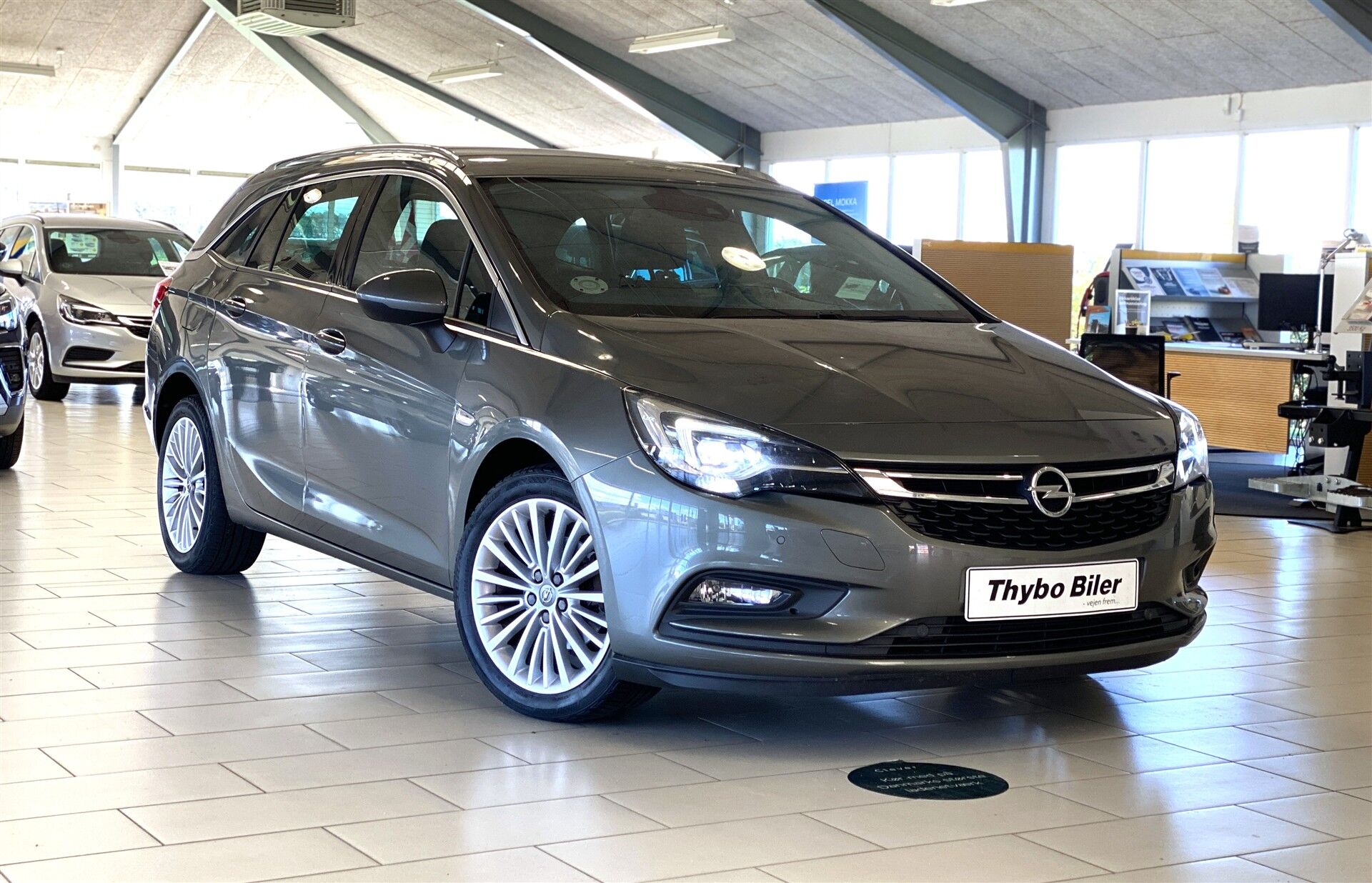 Billede af Opel Astra Sports Tourer 1,4 Turbo Innovation Start/Stop 150HK Stc 6g Aut.