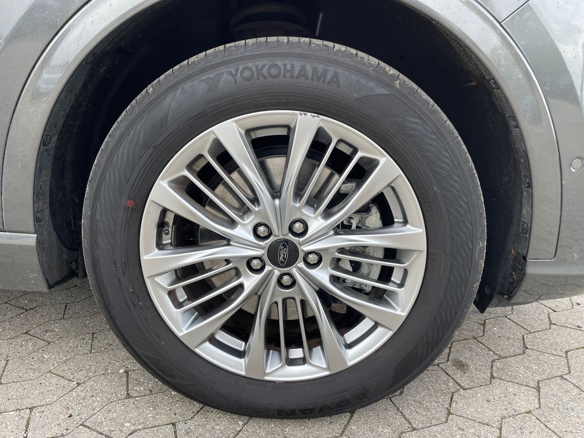 Billede af Ford Kuga 2,5 Plugin-hybrid Vignale CVT 225HK 5d Trinl. Gear