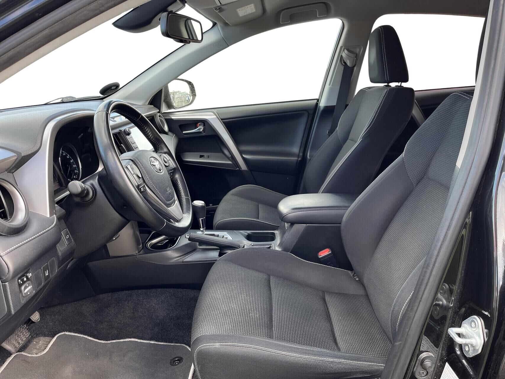 Billede af Toyota RAV4 2,5 Hybrid H3 Safety Sense 4x2 197HK 5d 6g Aut.