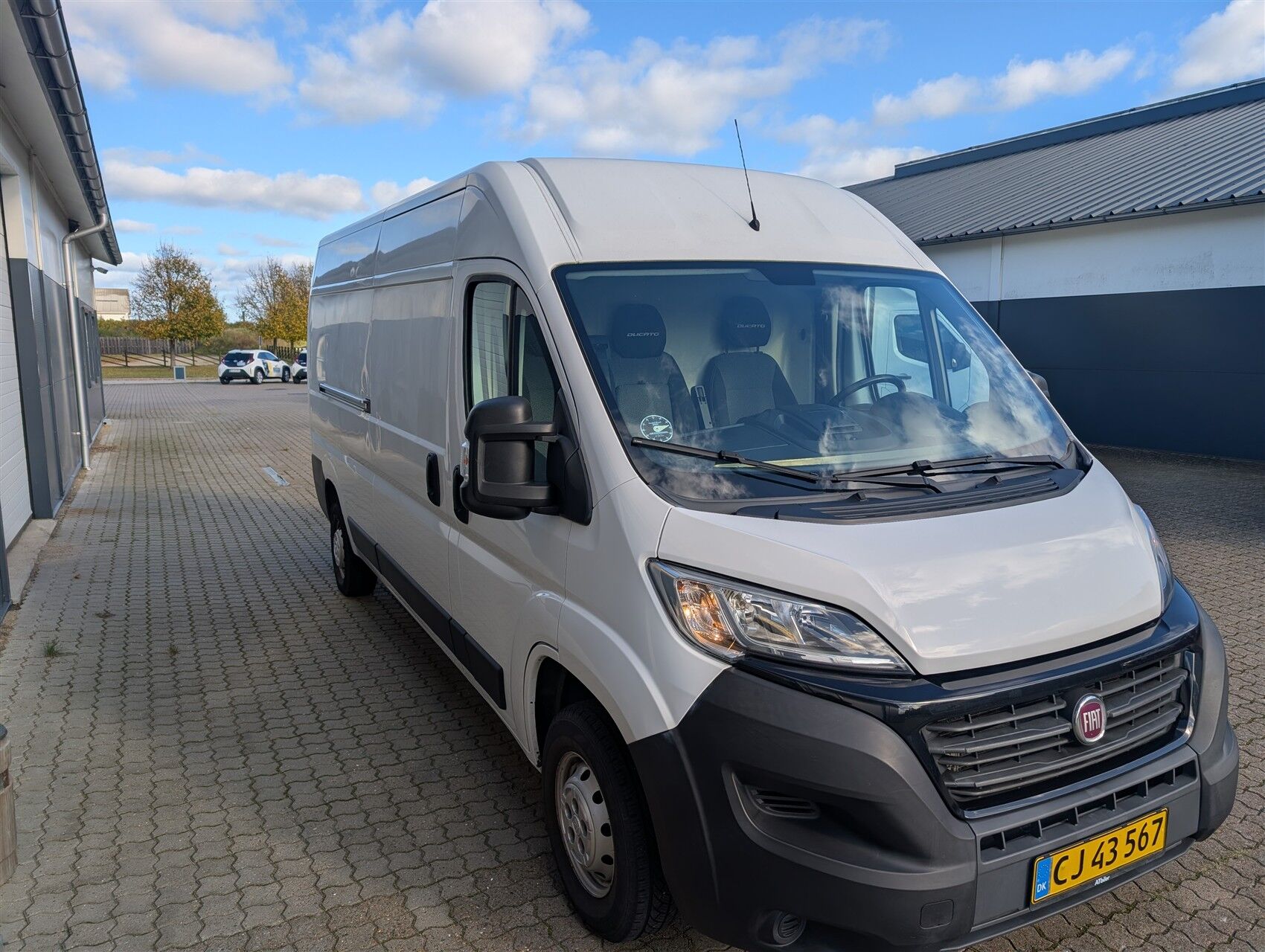 Billede af Fiat Ducato 33 L3H2 2,3 MJT Professional Plus 130HK Van 6g