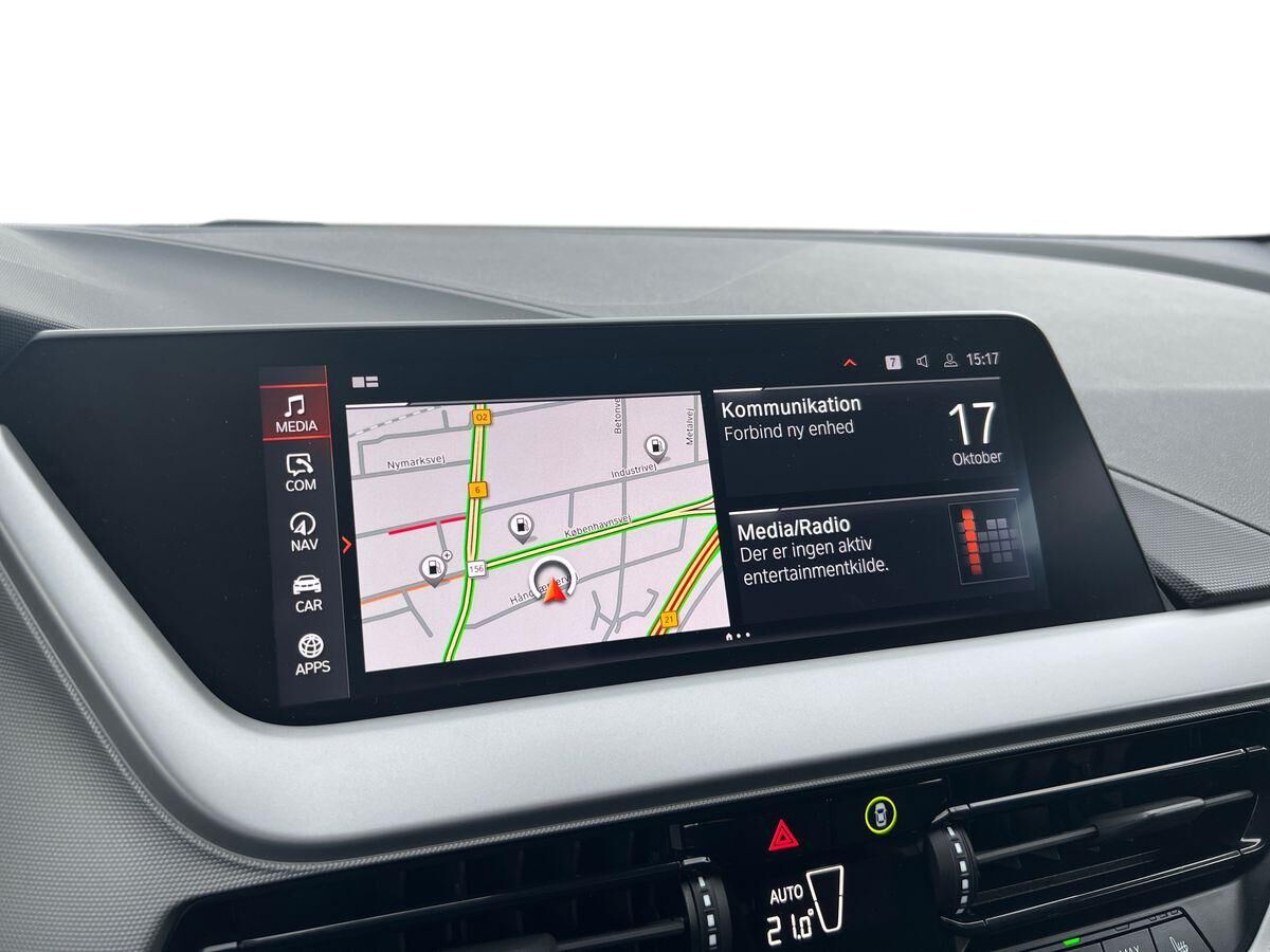 Billede af BMW 118i 1,5 Sport Line 136HK 5d 6g