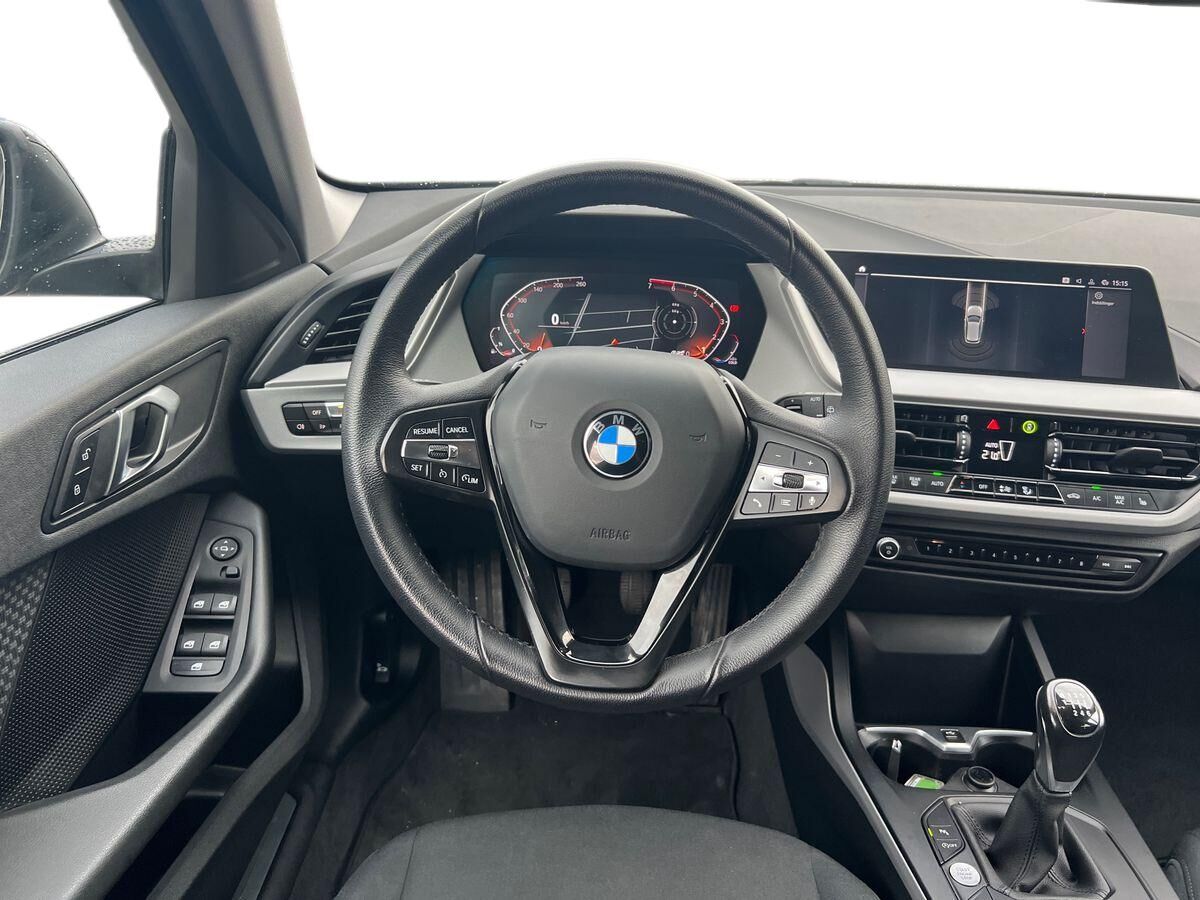 Billede af BMW 118i 1,5 Sport Line 136HK 5d 6g