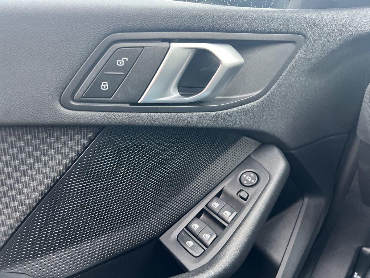 Billede af BMW 118i 1,5 Sport Line 136HK 5d 6g