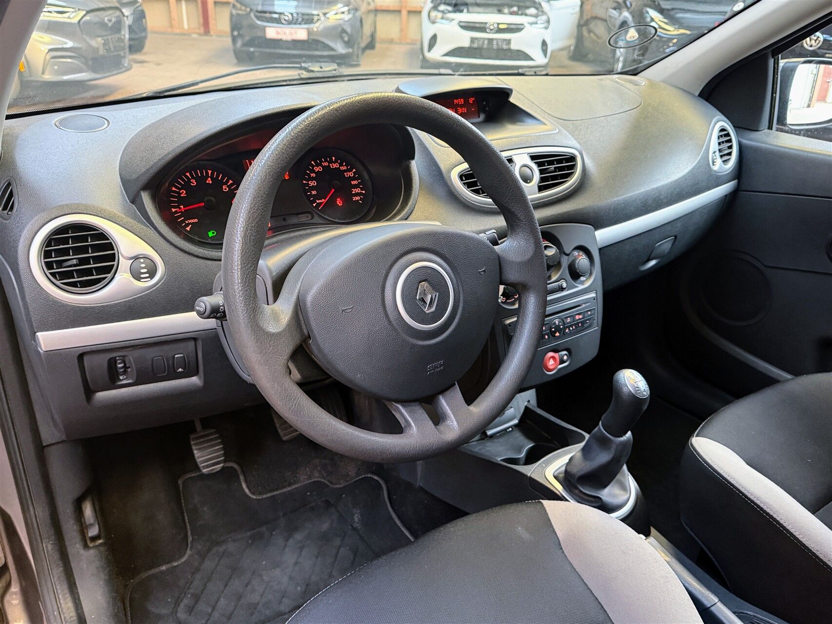 Billede af Renault Clio Sport Tourer 1,2 16V Avantage 75HK Stc