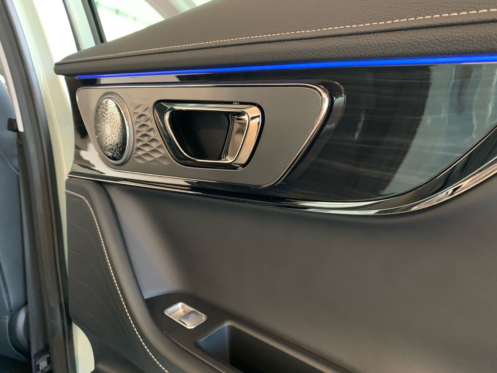 Billede af Omoda 5 EL Premium 204HK Aut.