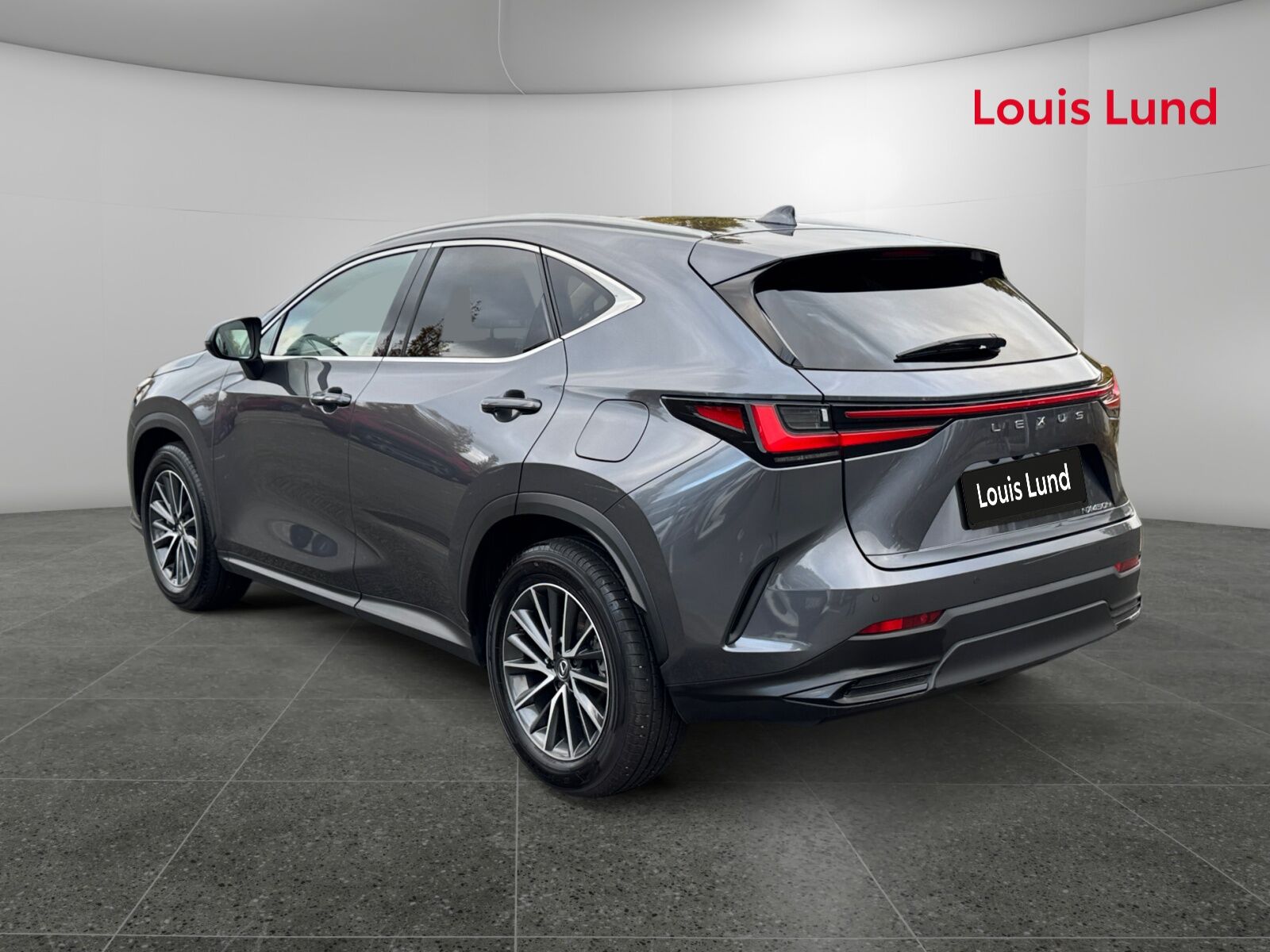 Billede af Lexus NX 450h+ 2,5 Plugin-hybrid Business Plus 4WD 309HK 5d Trinl. Gear