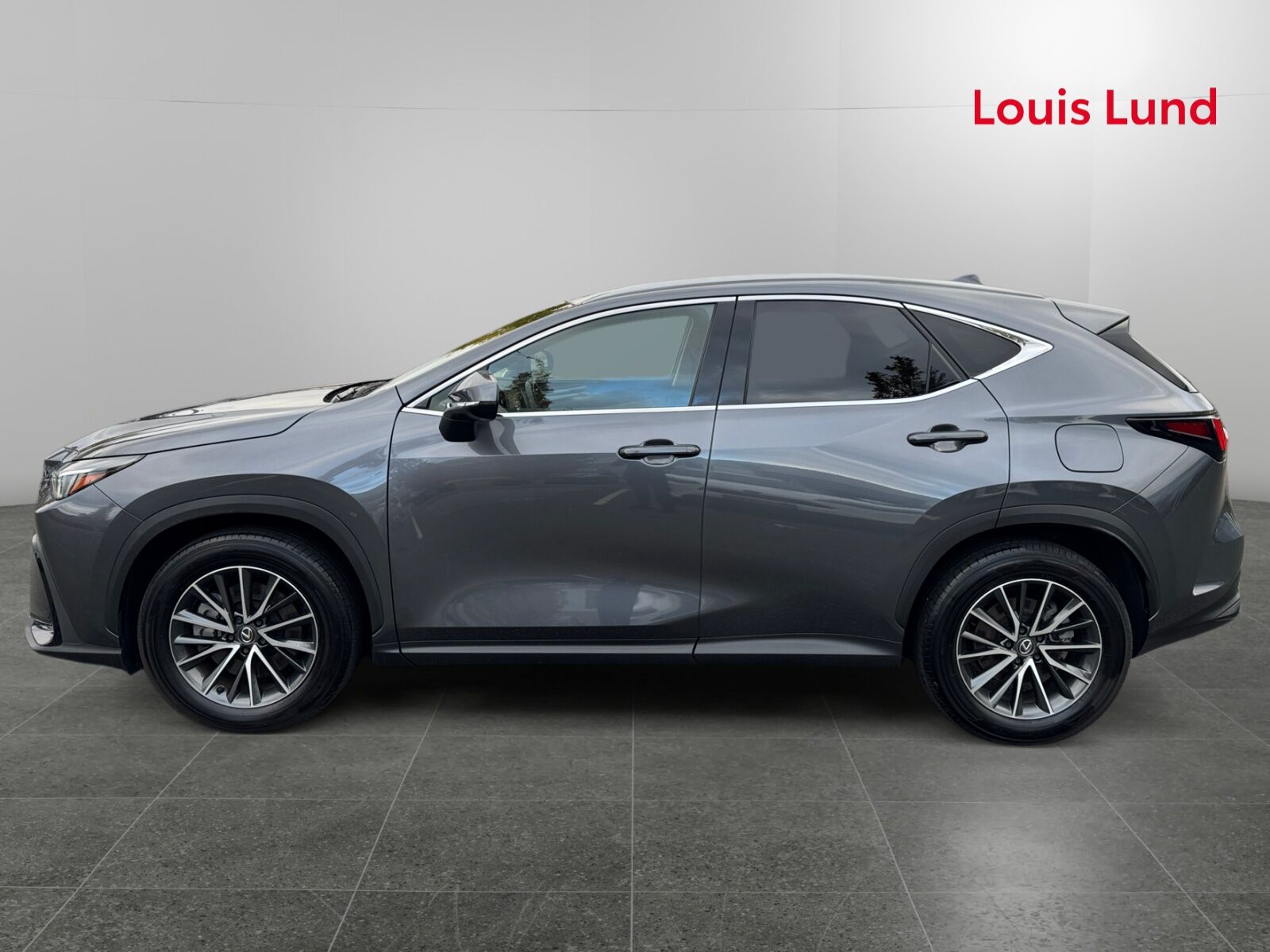 Billede af Lexus NX 450h+ 2,5 Plugin-hybrid Business Plus 4WD 309HK 5d Trinl. Gear