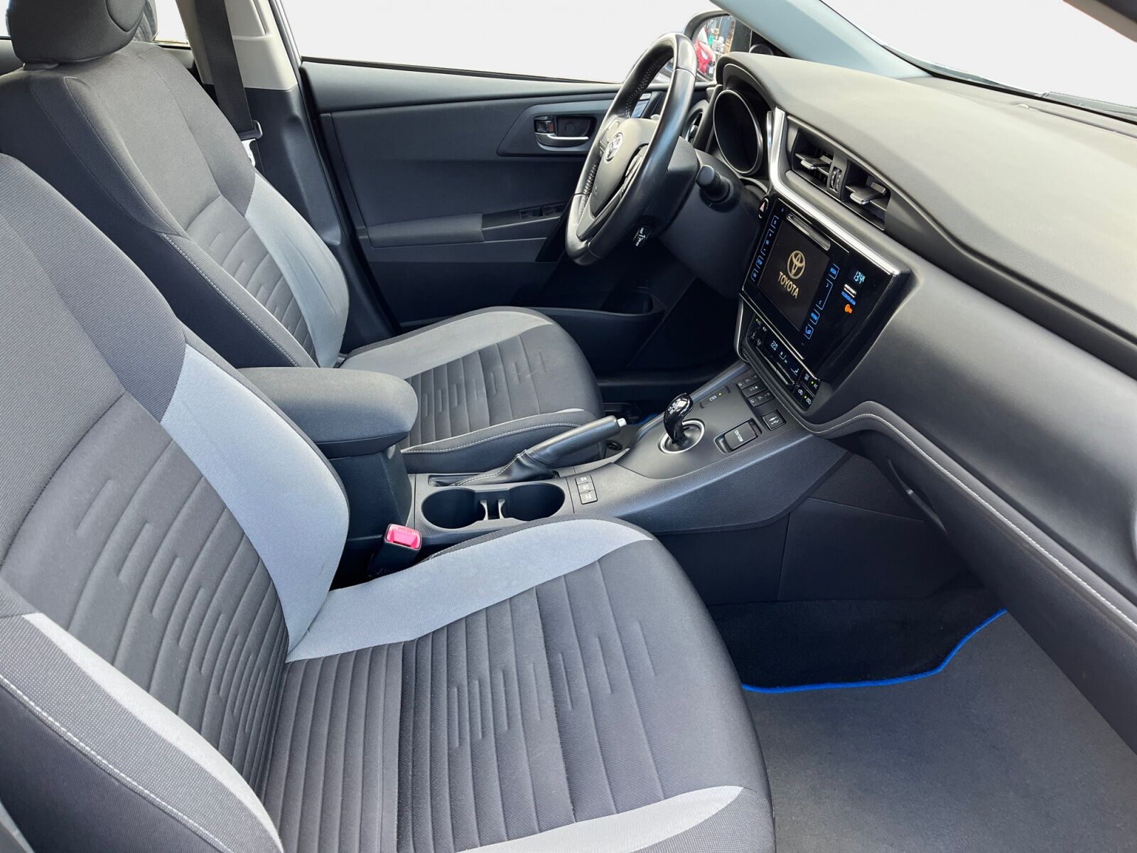 Billede af Toyota Auris Touring Sports 1,8 Hybrid H2 Comfort Safety Sense 136HK Stc Aut.