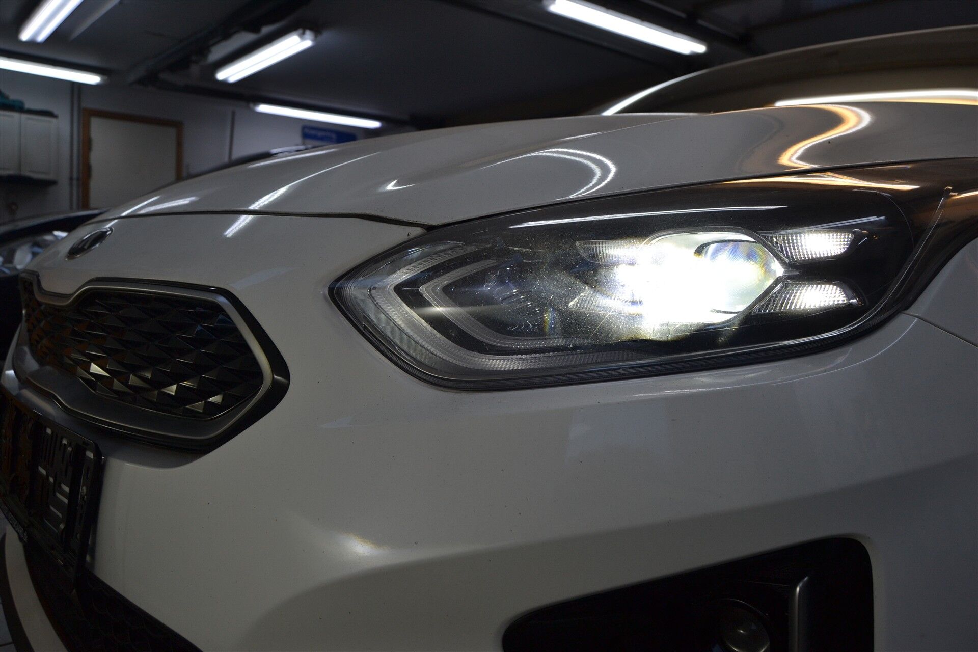 Billede af Kia Ceed SW 1,6 GDI PHEV  Plugin-hybrid Upgrade m/Intro DCT 141HK Stc 6g Aut.