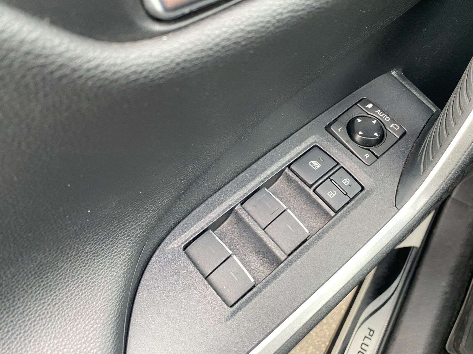 Billede af Toyota RAV4 Plug-in 2,5 Plugin-hybrid H3 Style AWD 306HK 5d 6g Aut.