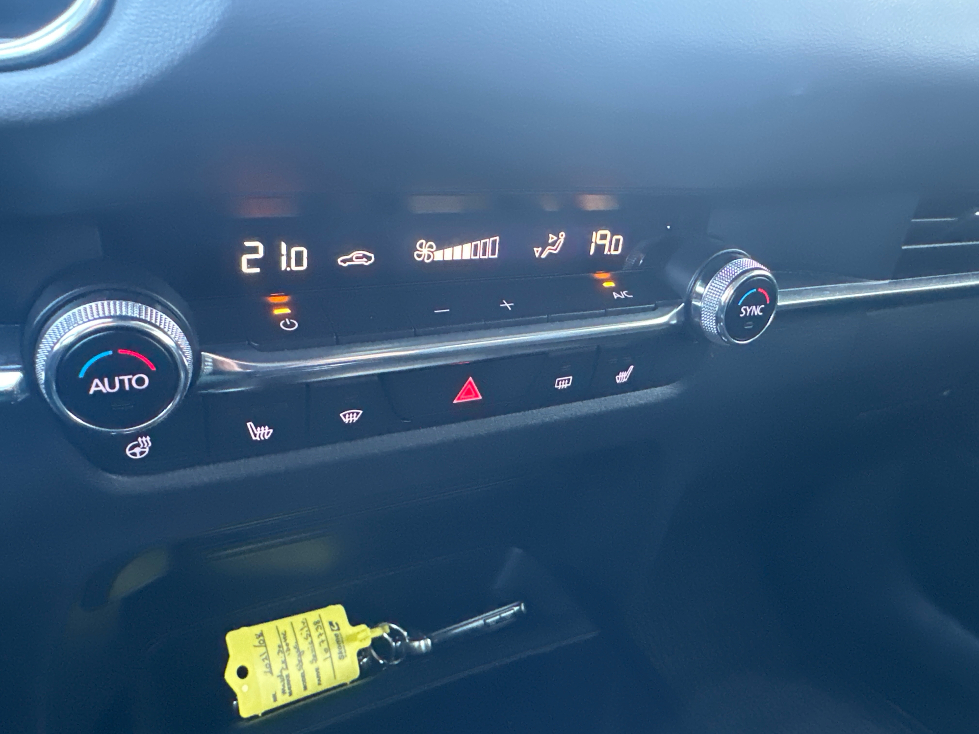 Billede af Mazda CX-30 2,0 Skyactiv-G  Mild hybrid Sky 150HK 5d 6g