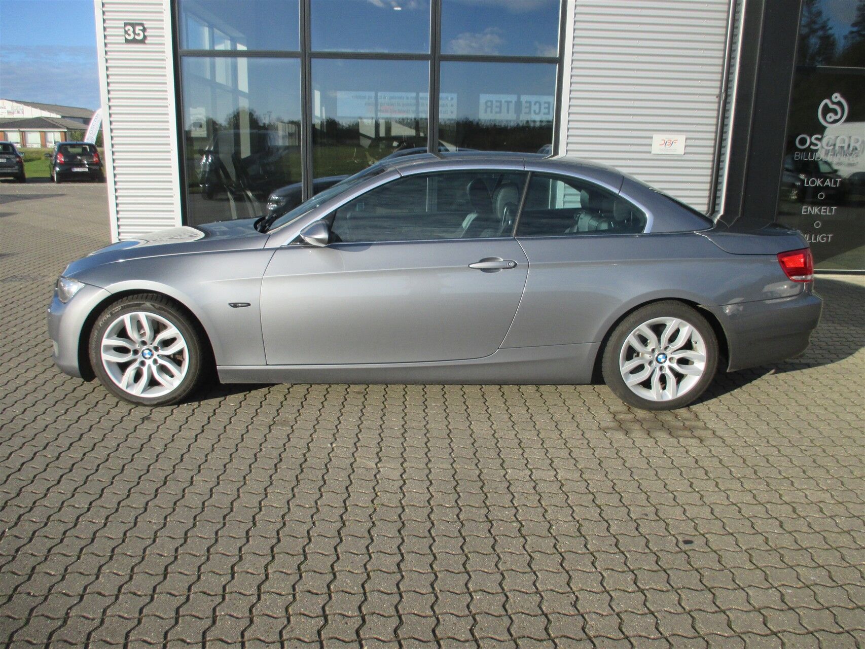 Billede af BMW 330d 3,0 D 231HK Cabr. 6g Aut.