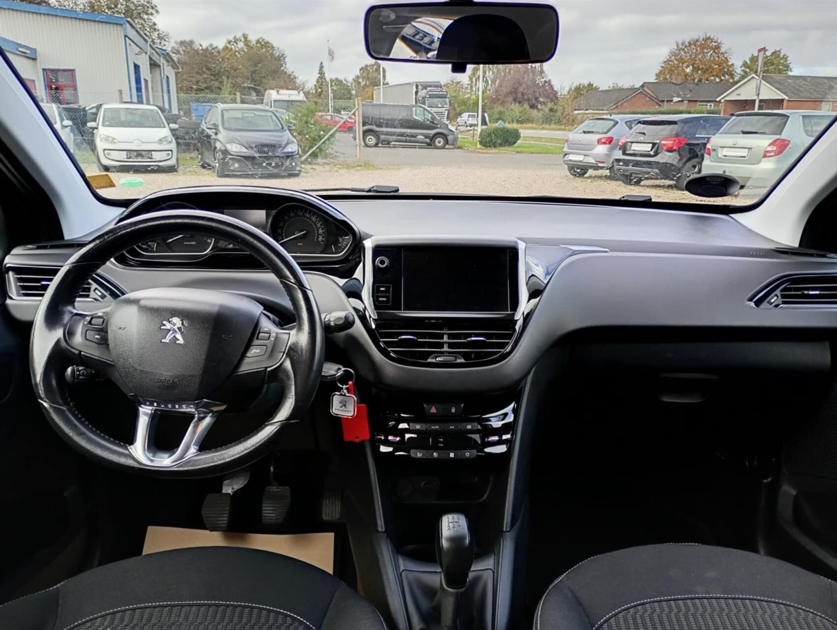 Billede af Peugeot 208 1,6 BlueHDi Strike 100HK 5d