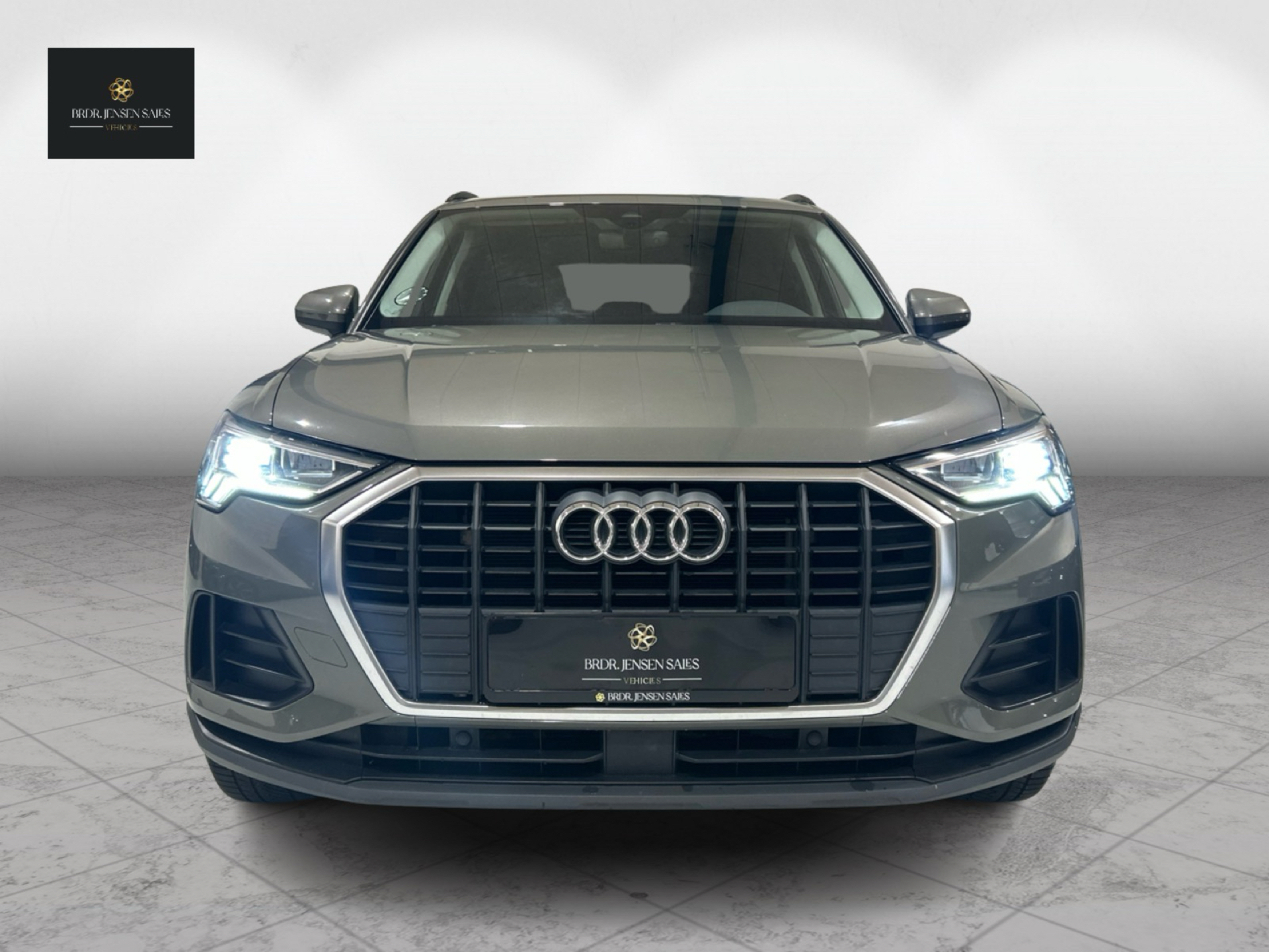 Billede af Audi Q3 1,4 45 TFSI e  Plugin-hybrid Attitude Plus S Tronic 245HK 5d 6g Aut.