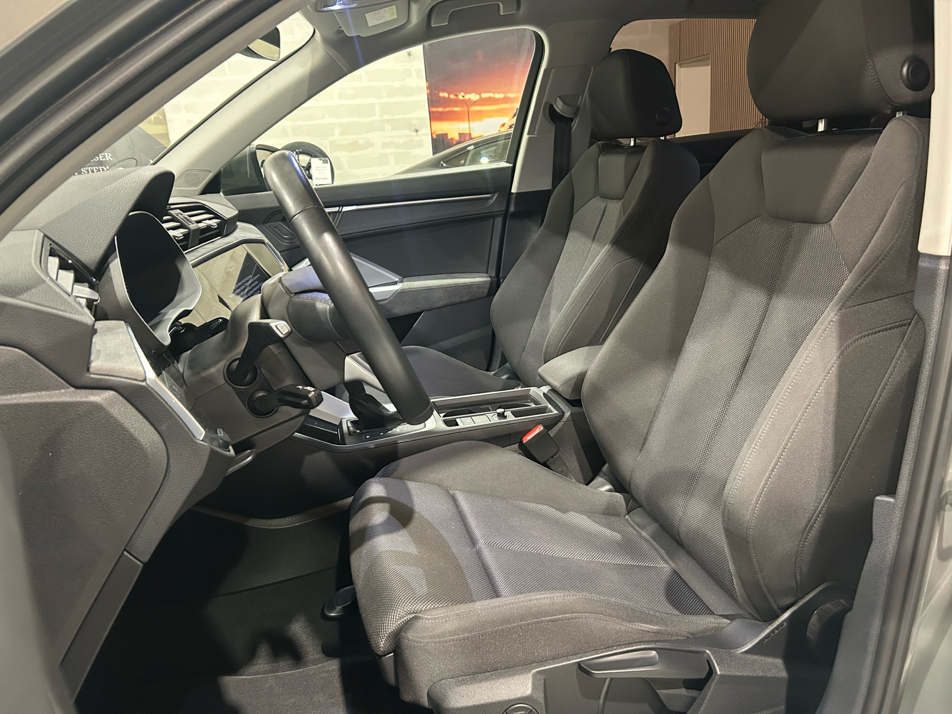 Billede af Audi Q3 1,4 45 TFSI e  Plugin-hybrid Attitude Plus S Tronic 245HK 5d 6g Aut.