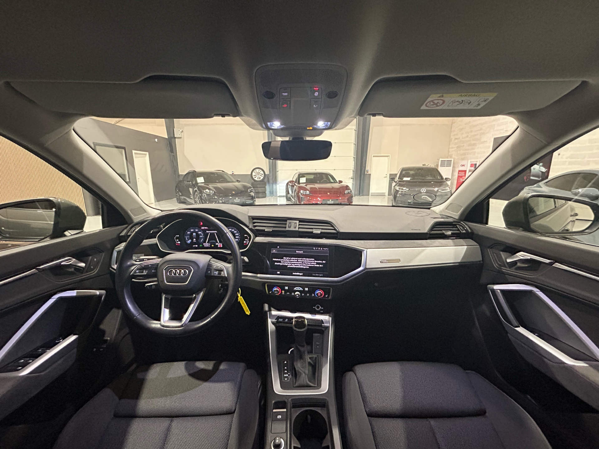 Billede af Audi Q3 1,4 45 TFSI e  Plugin-hybrid Attitude Plus S Tronic 245HK 5d 6g Aut.