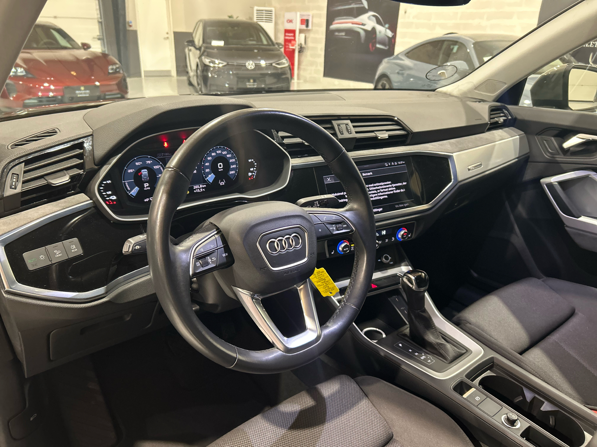 Billede af Audi Q3 1,4 45 TFSI e  Plugin-hybrid Attitude Plus S Tronic 245HK 5d 6g Aut.