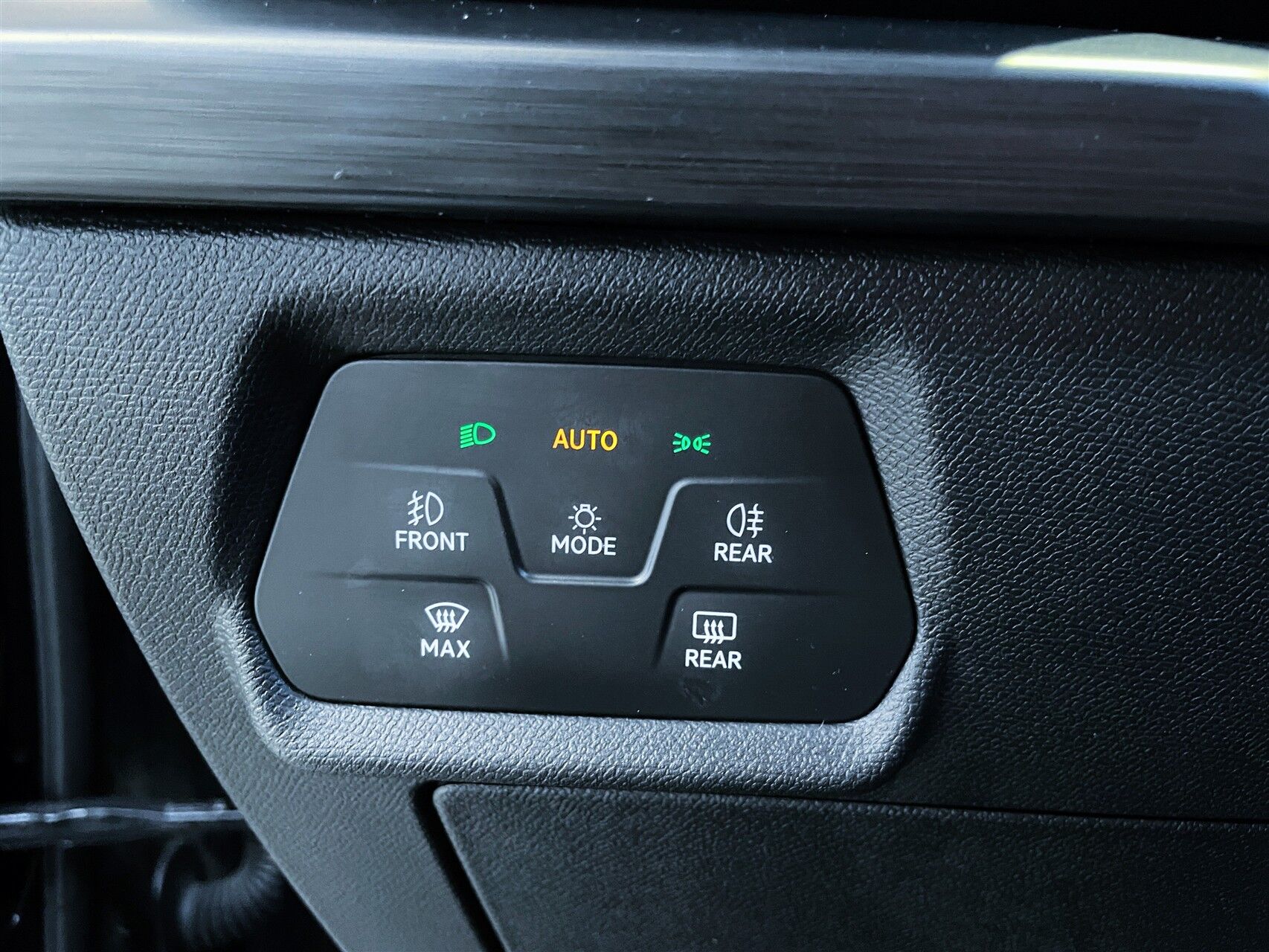 Billede af Cupra Leon Sportstourer 1,4 TSI  Plugin-hybrid DSG 245HK Stc 6g Aut.