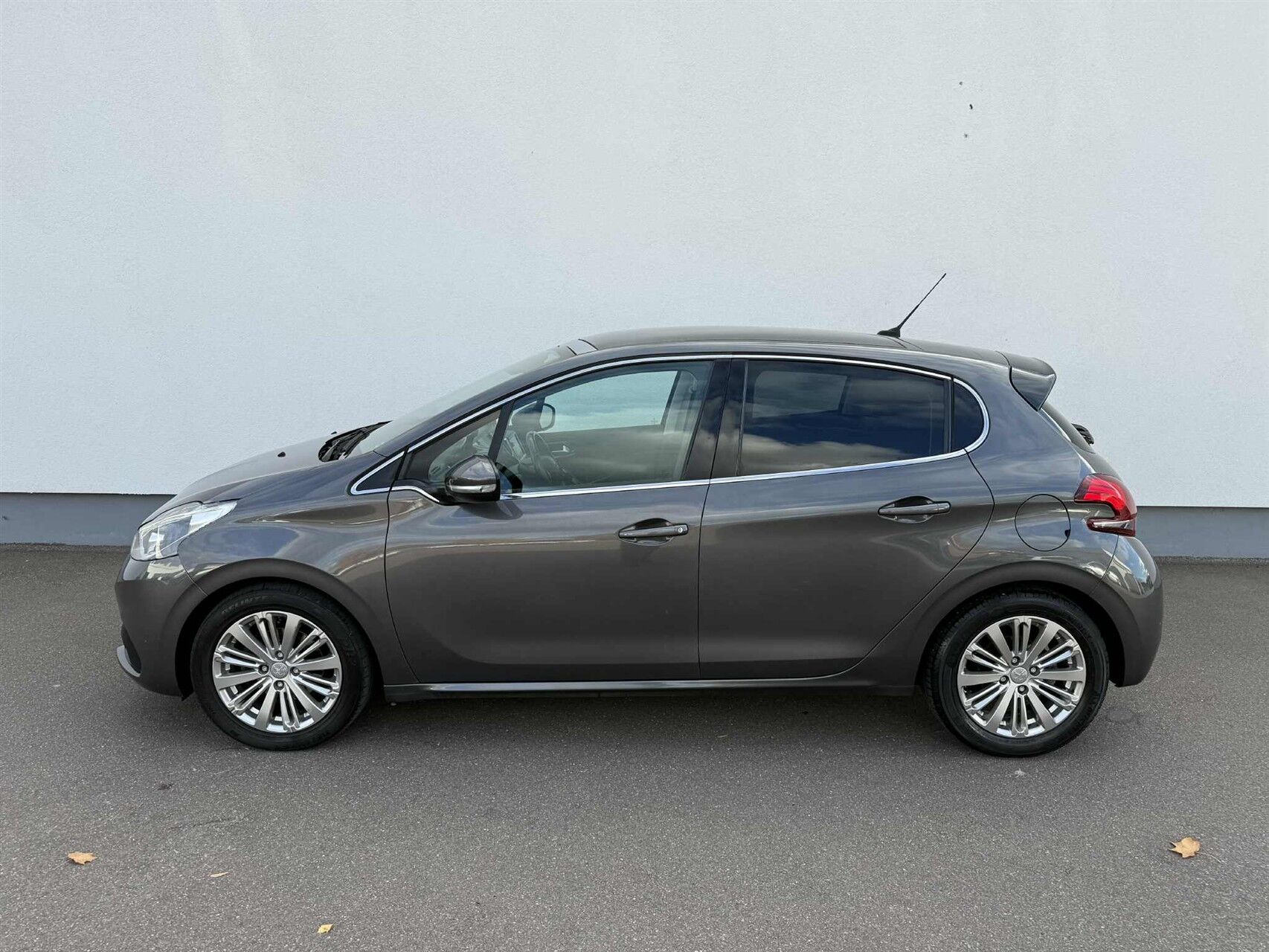 Billede af Peugeot 208 1,5 BlueHDi Allure Sky 102HK 5d 6g