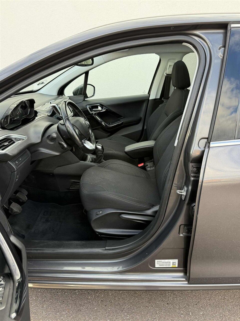 Billede af Peugeot 208 1,5 BlueHDi Allure Sky 102HK 5d 6g