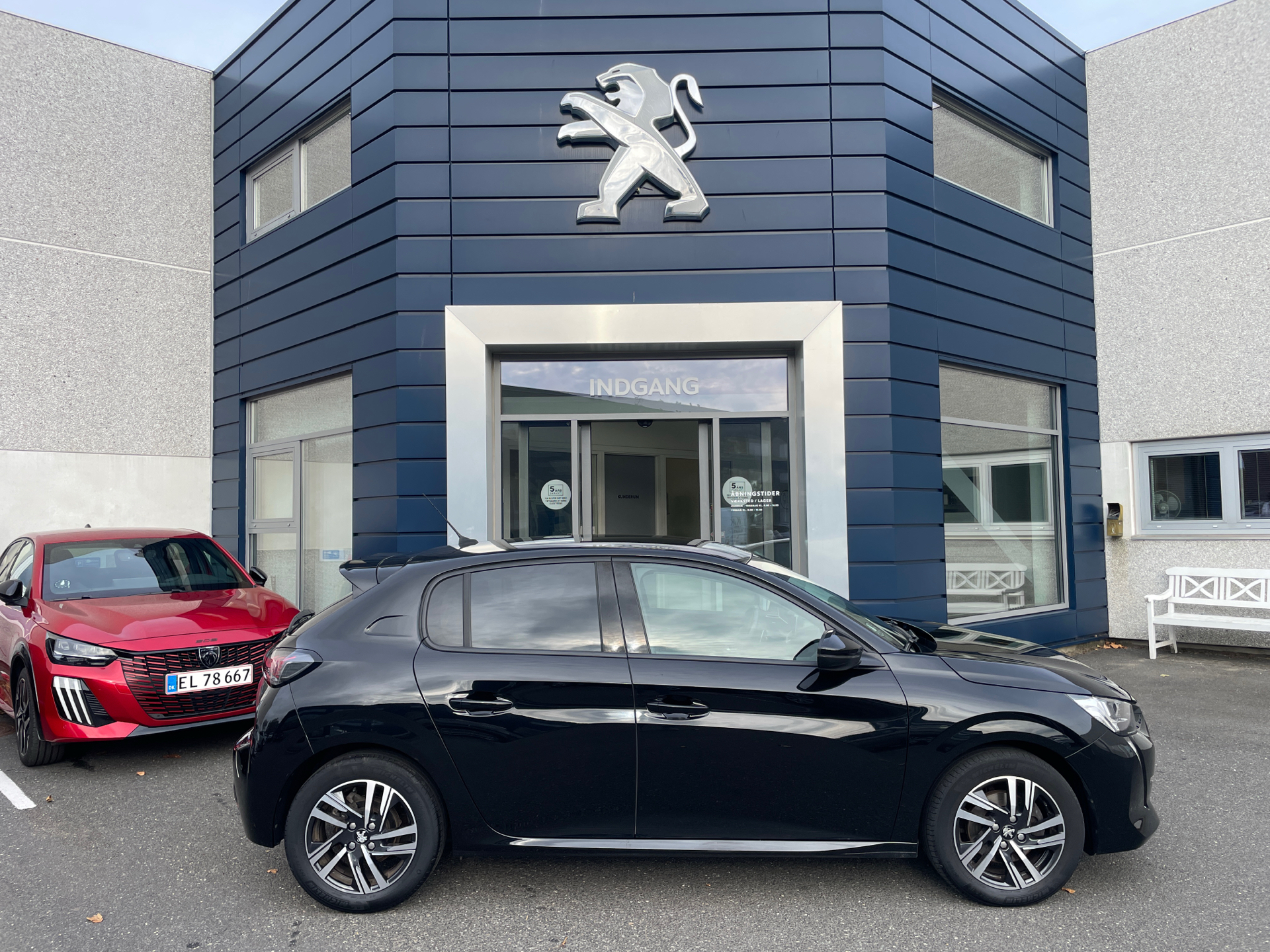 Billede af Peugeot 208 1,2 PureTech Allure+ EAT8 100HK 5d 8g Aut.