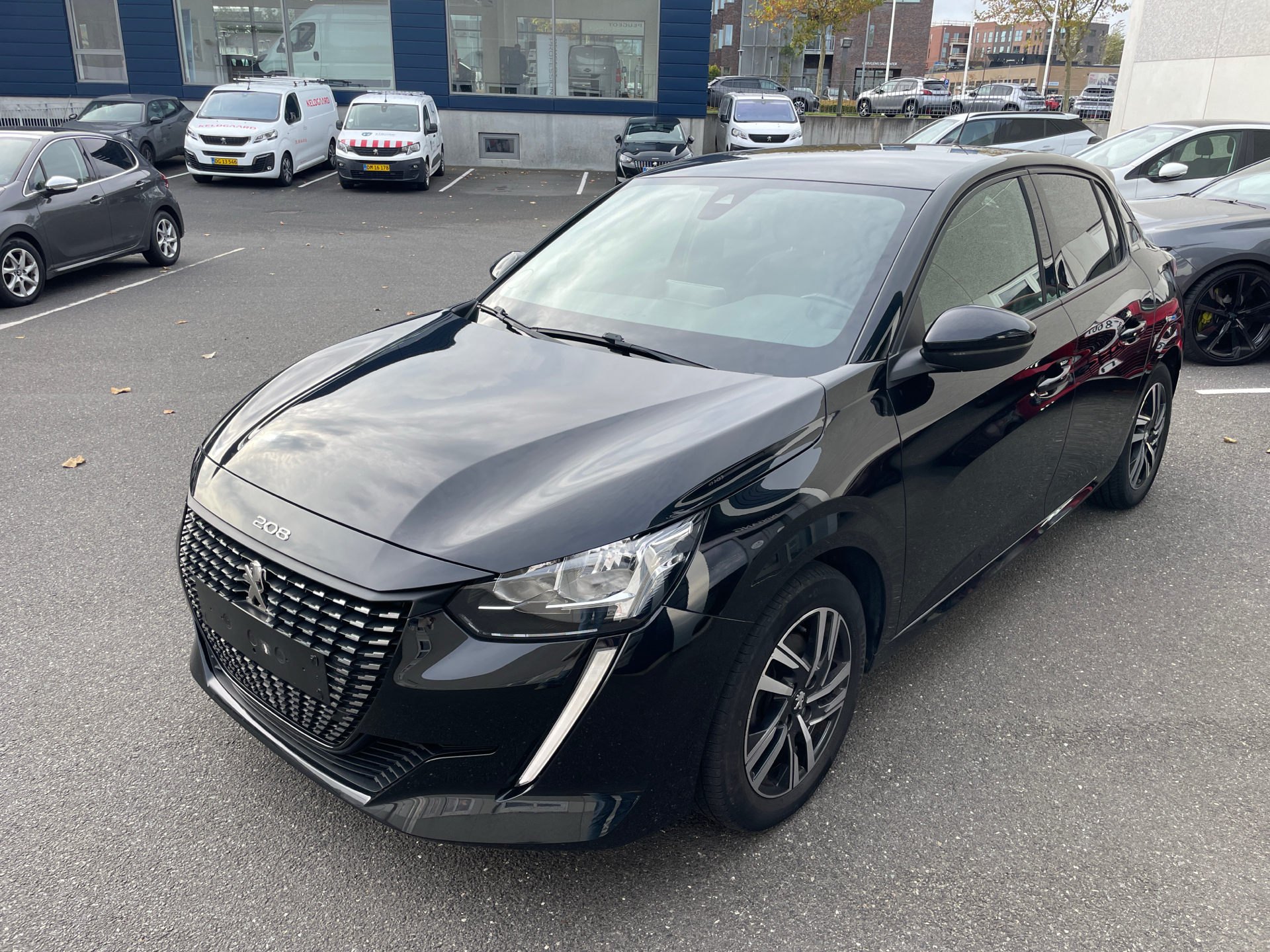 Billede af Peugeot 208 1,2 PureTech Allure+ EAT8 100HK 5d 8g Aut.