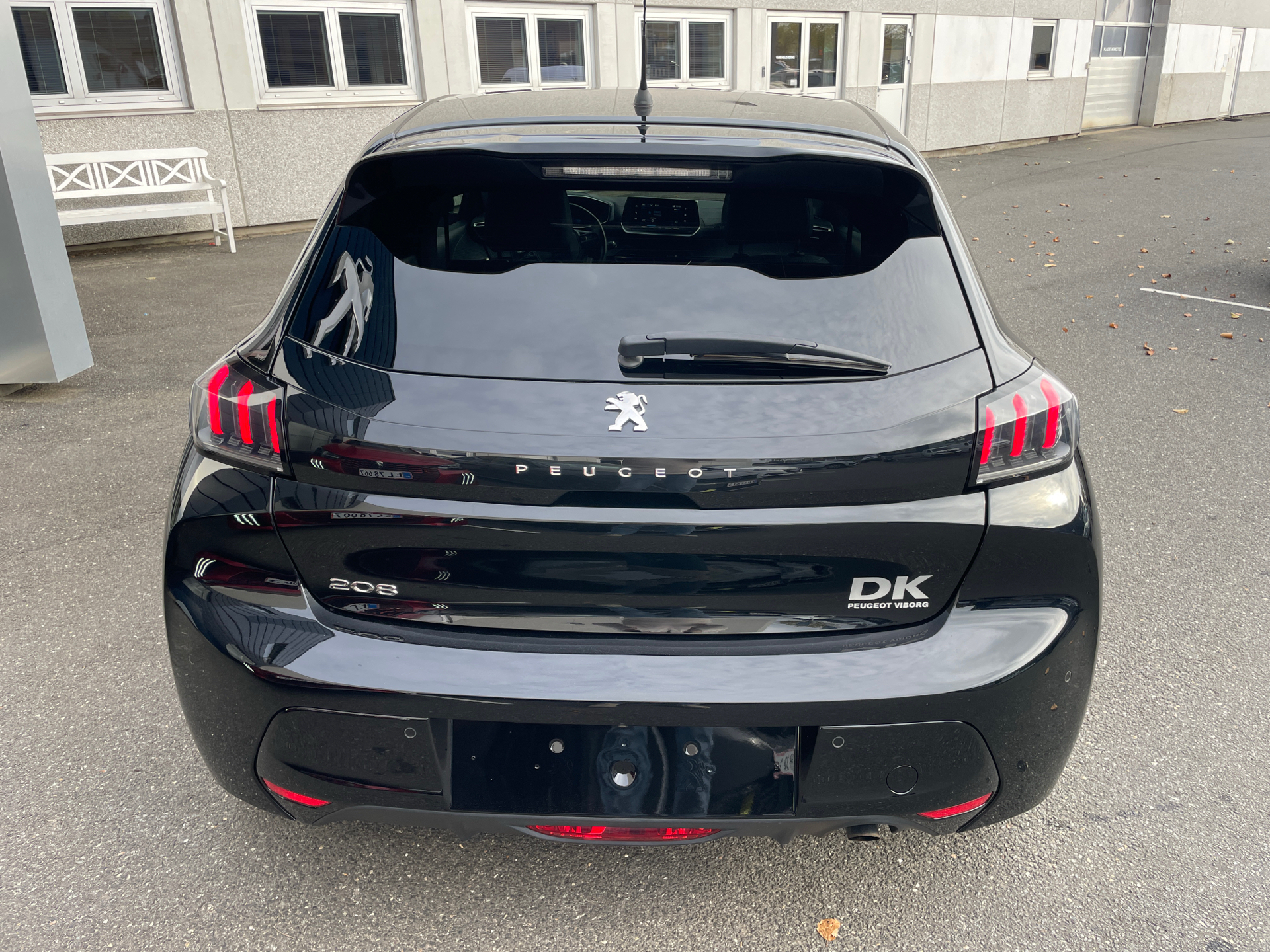 Billede af Peugeot 208 1,2 PureTech Allure+ EAT8 100HK 5d 8g Aut.