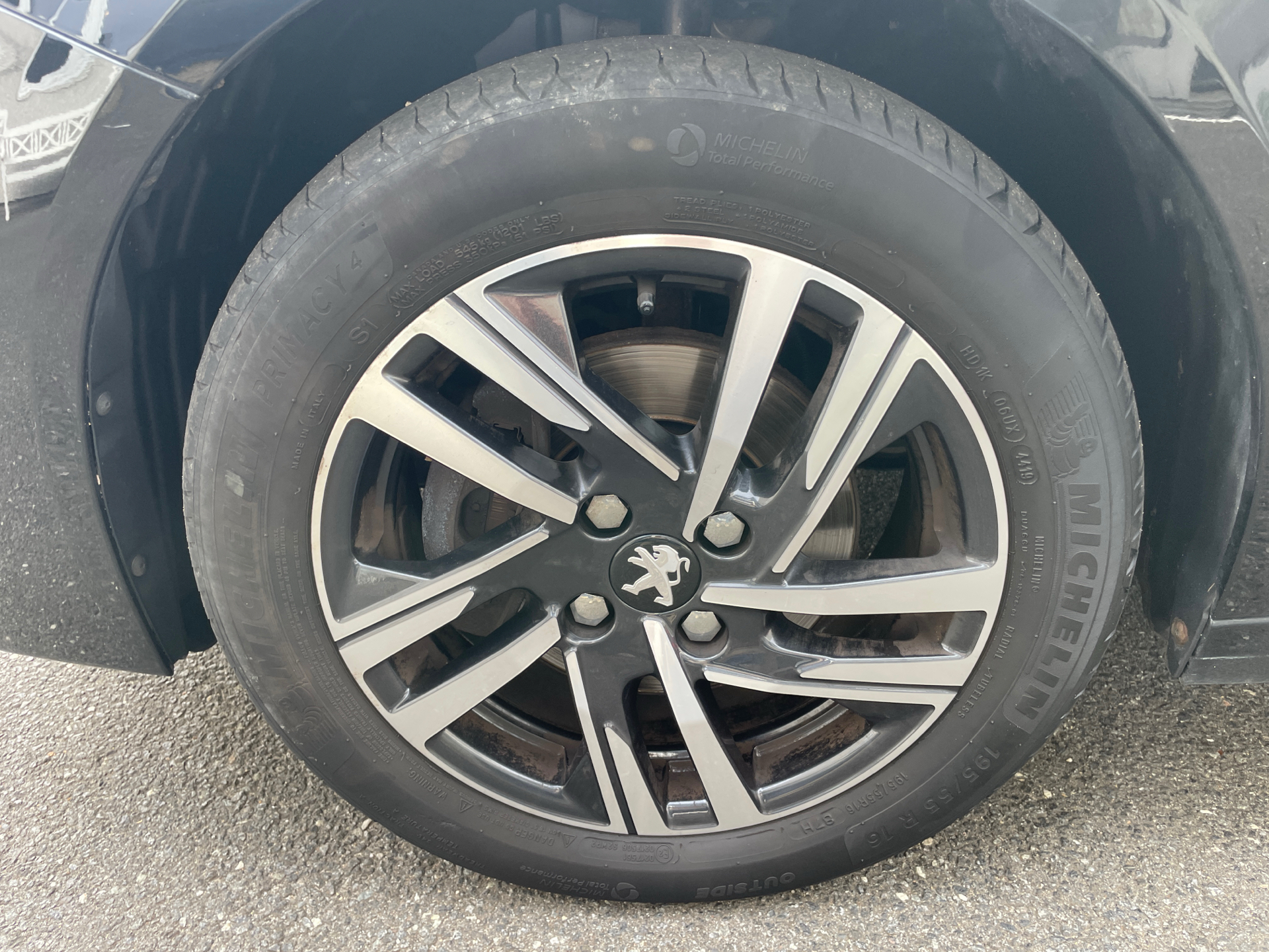 Billede af Peugeot 208 1,2 PureTech Allure+ EAT8 100HK 5d 8g Aut.