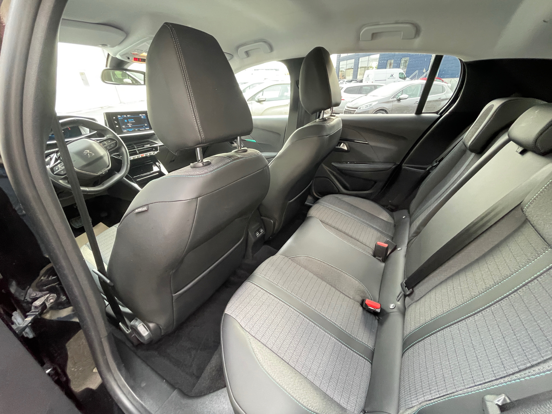 Billede af Peugeot 208 1,2 PureTech Allure+ EAT8 100HK 5d 8g Aut.