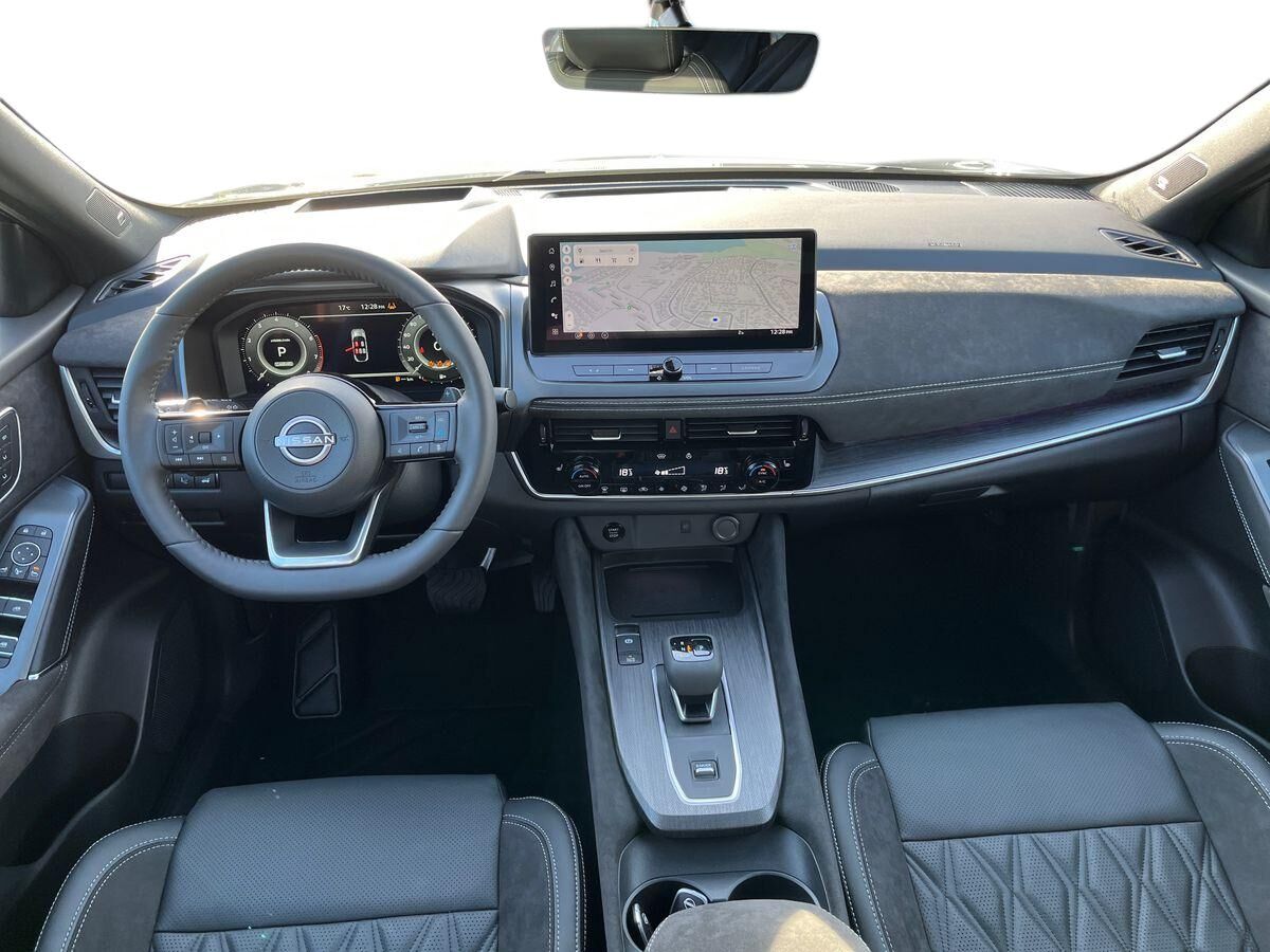 Billede af Nissan QASHQAI MY25 Mild-Hybrid 158 Xtronic 2 WD Tekna PLUS + 2-Tone