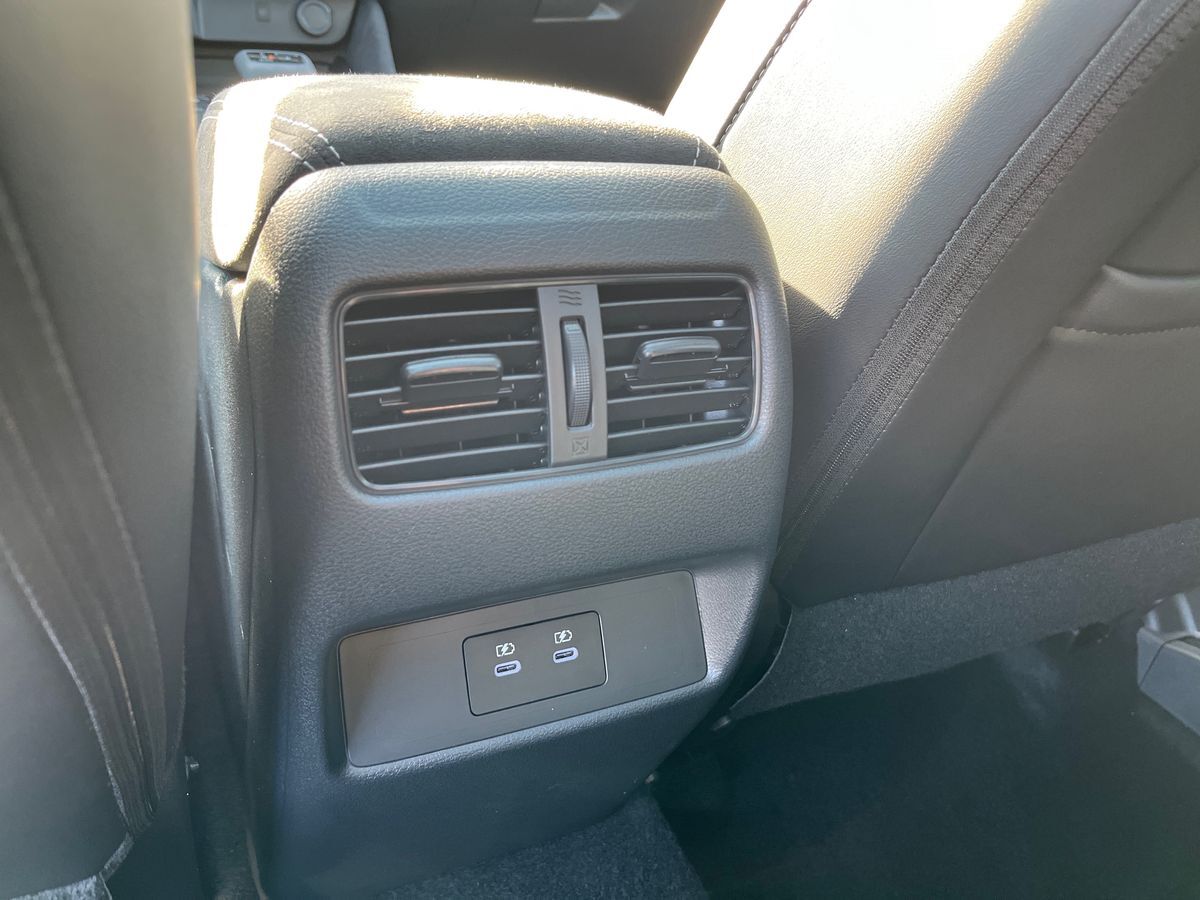 Billede af Nissan QASHQAI MY25 Mild-Hybrid 158 Xtronic 2 WD Tekna PLUS + 2-Tone