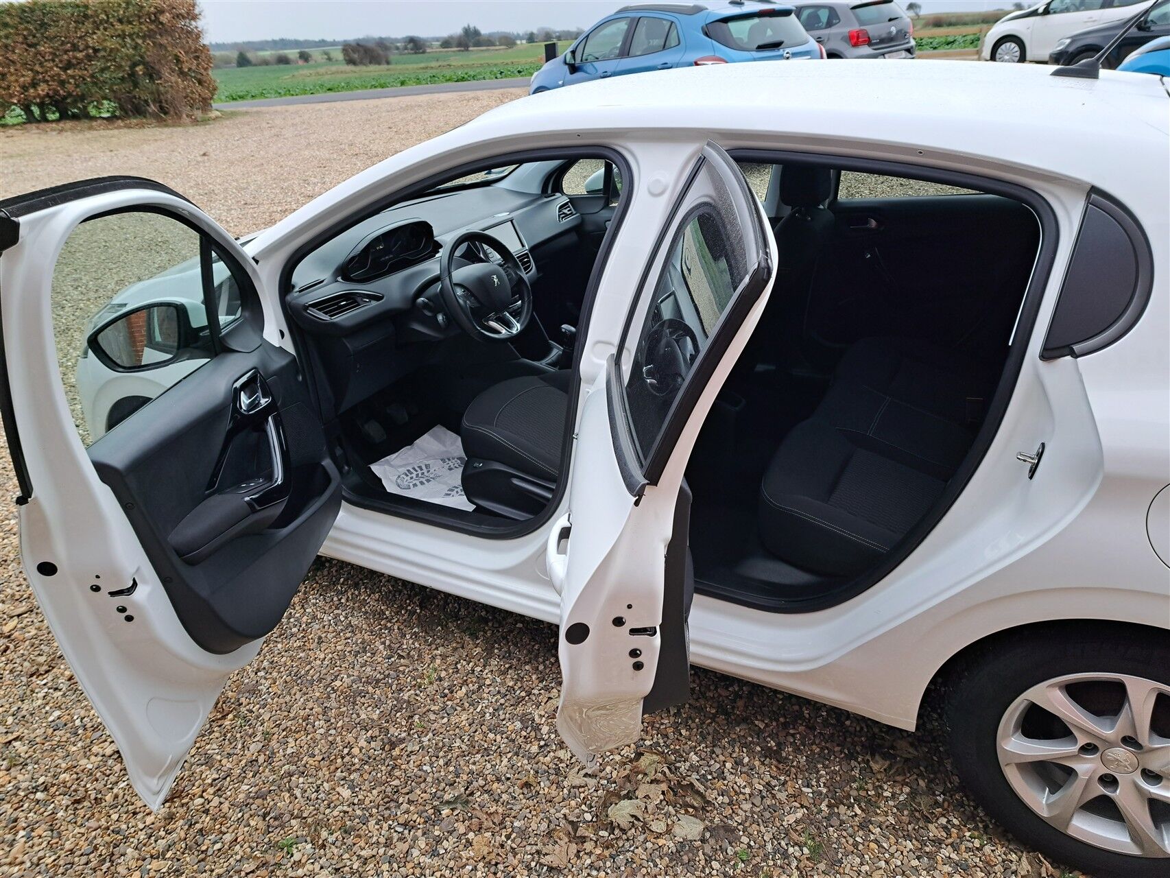 Billede af Peugeot 208 1,2 VTi Strike 82HK 5d