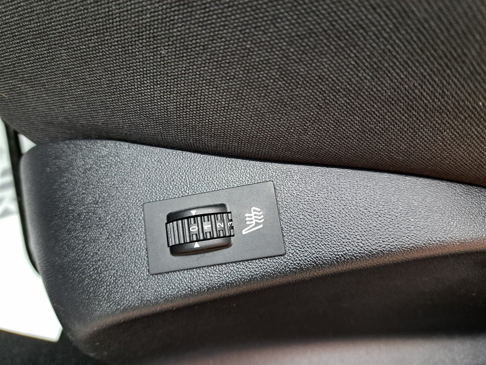 Billede af Peugeot 208 1,2 VTi Strike 82HK 5d