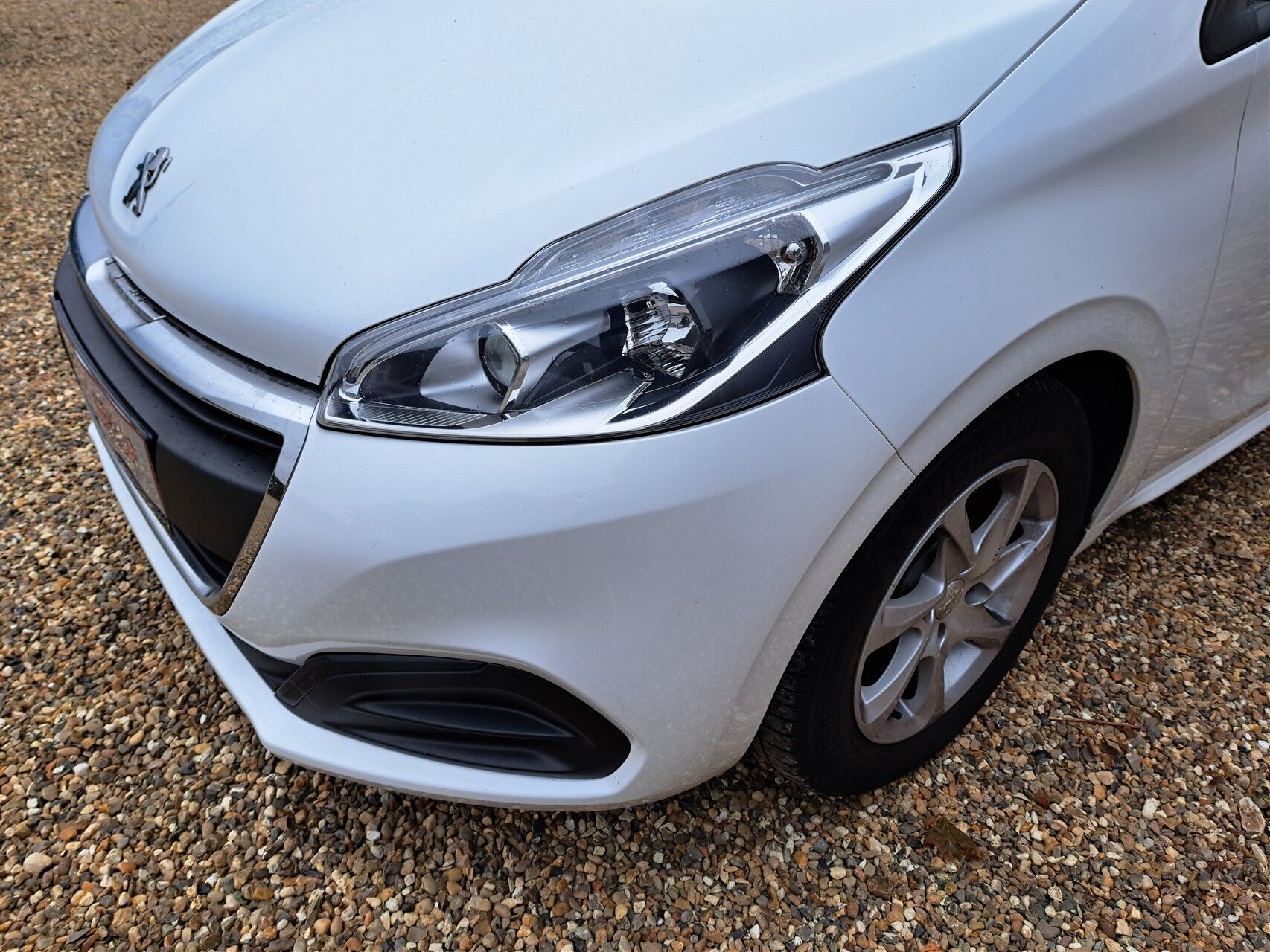 Billede af Peugeot 208 1,2 VTi Strike 82HK 5d