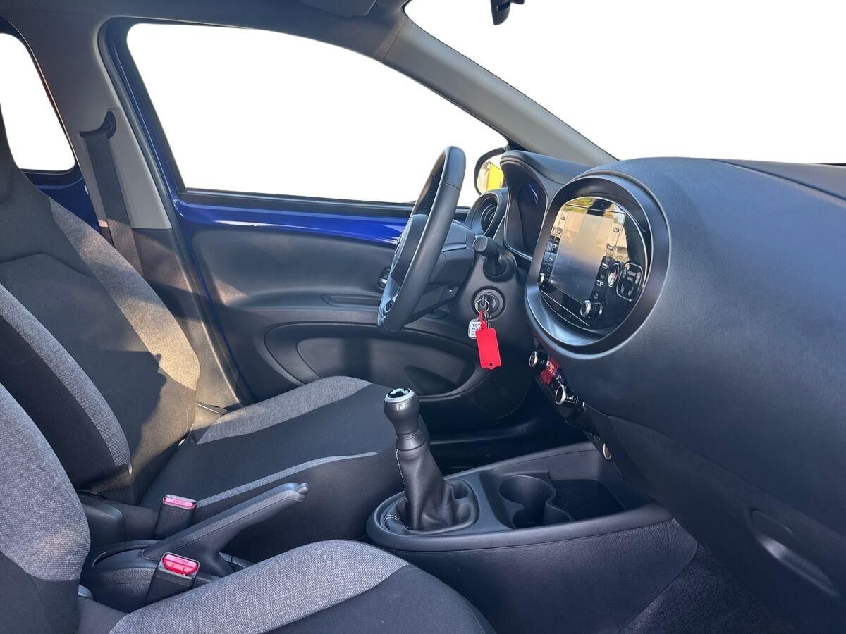 Billede af Toyota Aygo X 1,0 VVT-I Active 72HK 5d