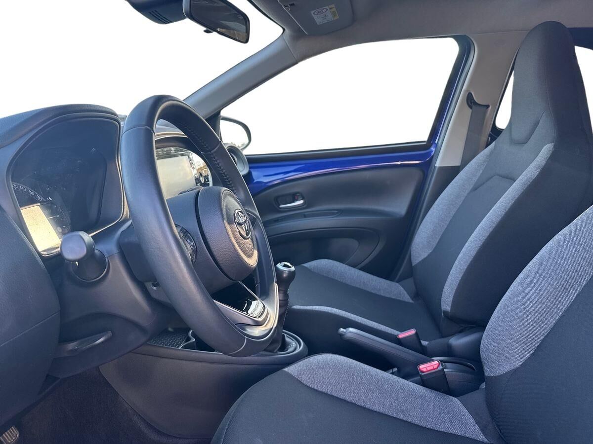 Billede af Toyota Aygo X 1,0 VVT-I Active 72HK 5d