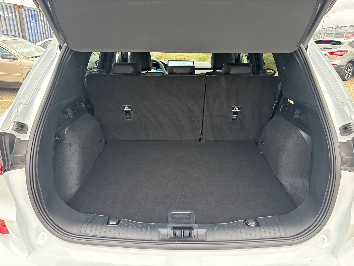 Billede af Ford Kuga 2,5 Plugin-hybrid ST-Line X CVT 243HK 5d Aut.