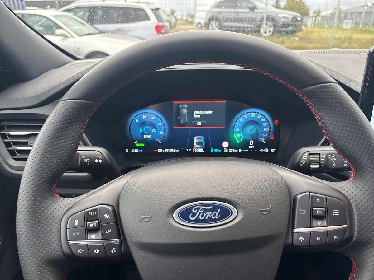 Billede af Ford Kuga 2,5 Plugin-hybrid ST-Line X CVT 243HK 5d Aut.