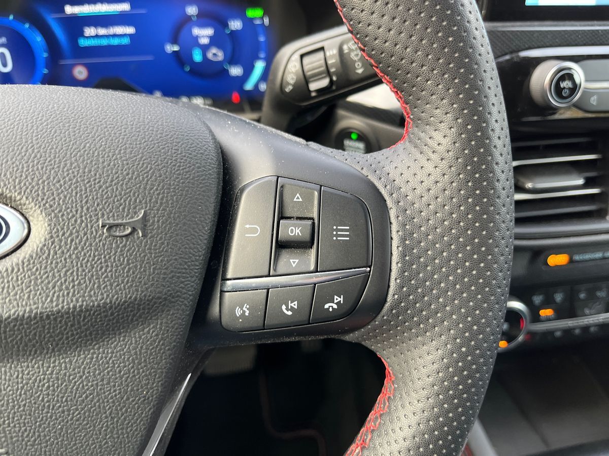 Billede af Ford Kuga 2,5 Plugin-hybrid ST-Line X CVT 225HK 5d Trinl. Gear