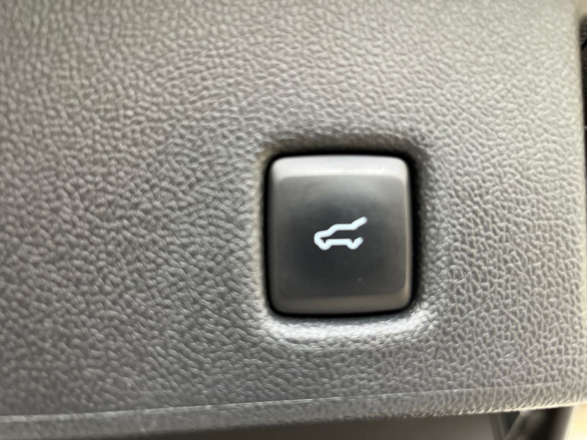 Billede af Ford Kuga 2,5 Plugin-hybrid ST-Line X CVT 225HK 5d Trinl. Gear