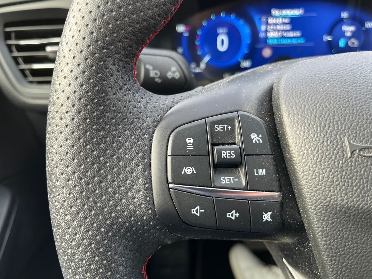 Billede af Ford Kuga 2,5 Plugin-hybrid ST-Line X CVT 225HK 5d Trinl. Gear