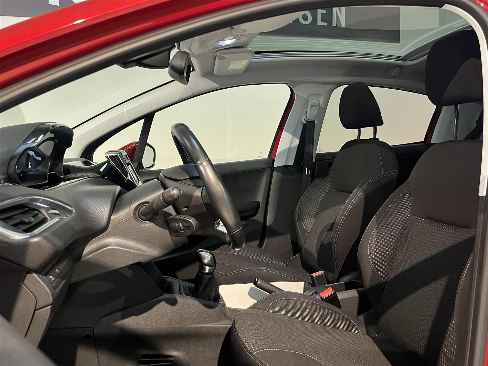 Billede af Peugeot 208 1,2 PureTech Prestige 82HK 5d