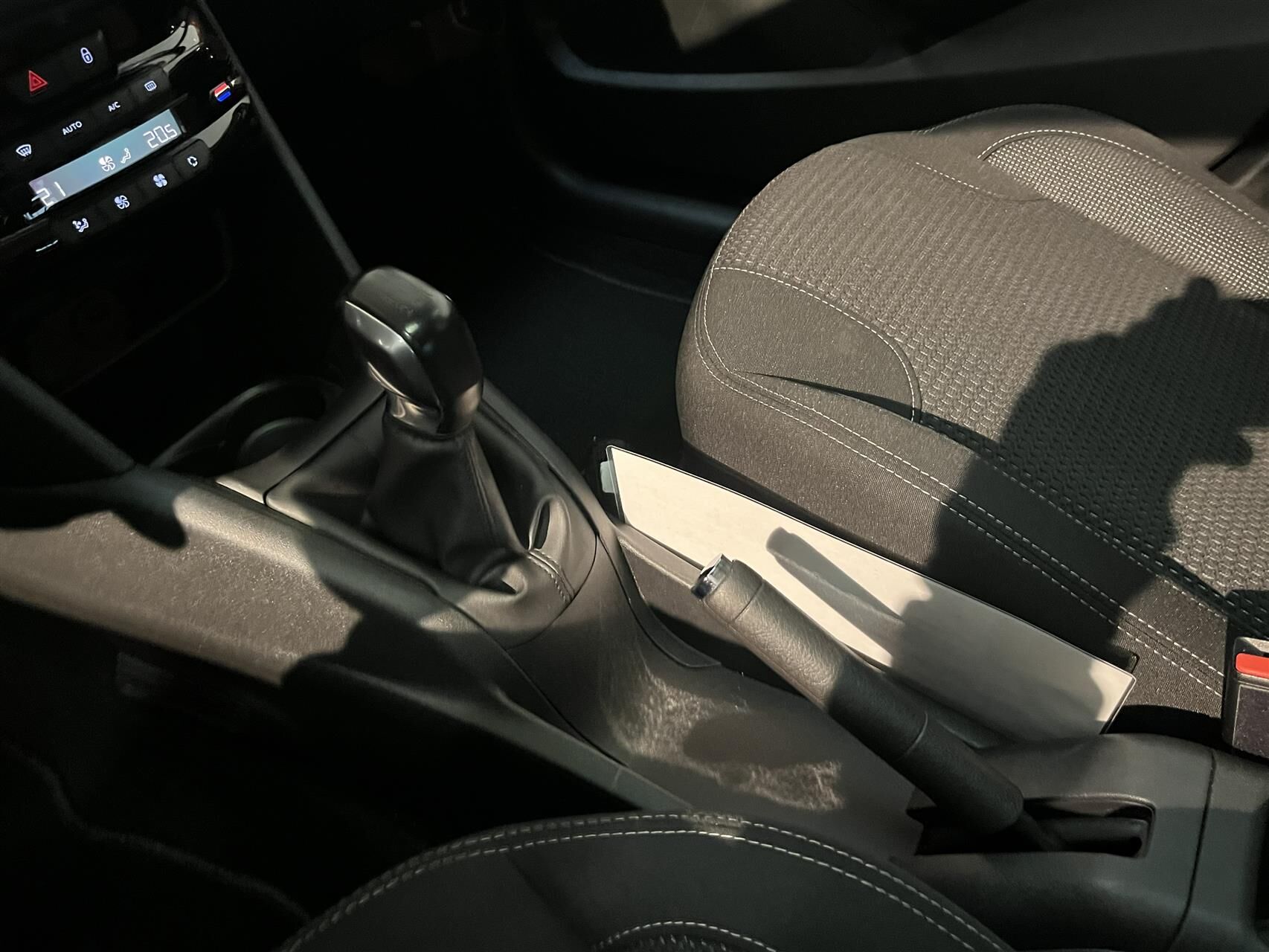 Billede af Peugeot 208 1,2 PureTech Prestige 82HK 5d