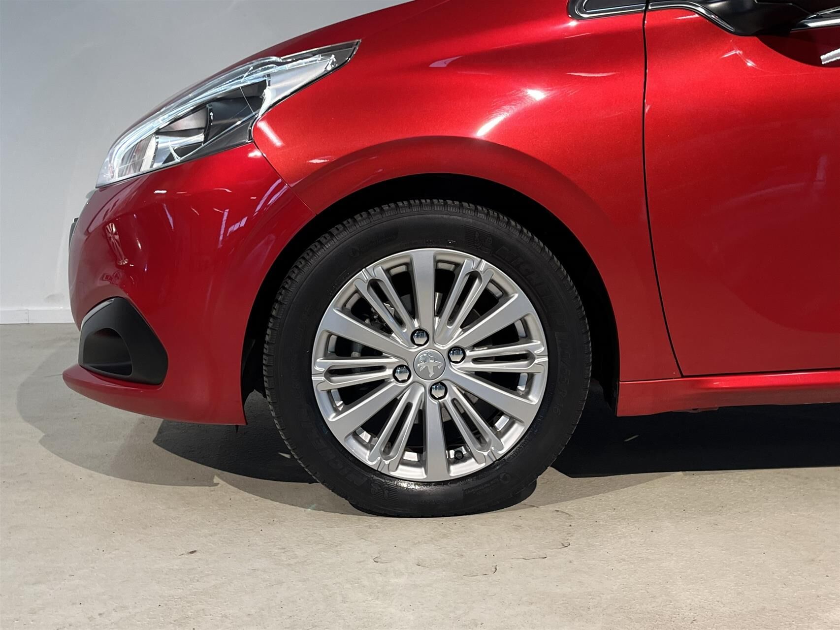 Billede af Peugeot 208 1,2 PureTech Prestige 82HK 5d