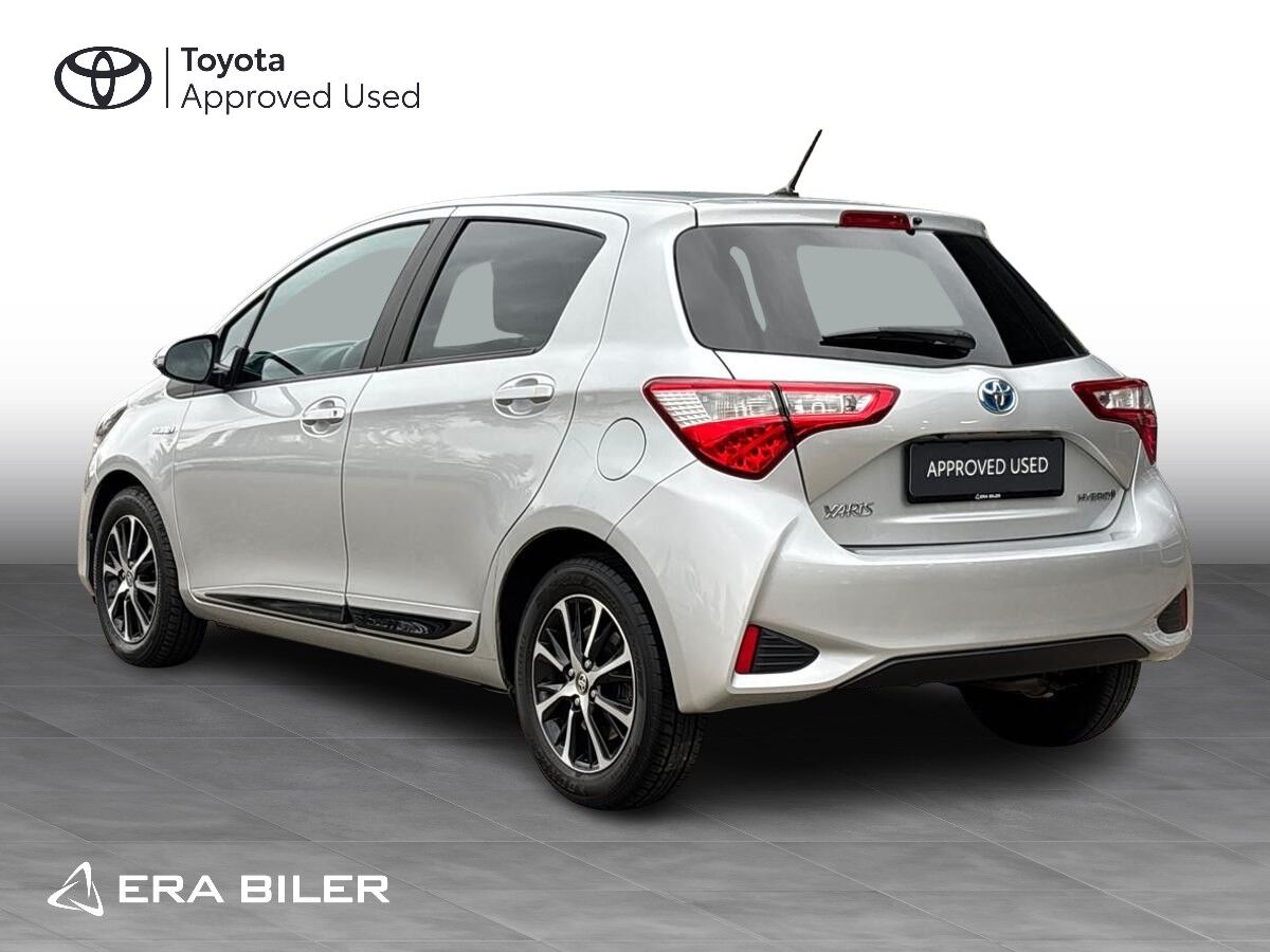 Billede af Toyota Yaris 1,5 Hybrid H3 Smartpakke E-CVT 100HK 5d Trinl. Gear