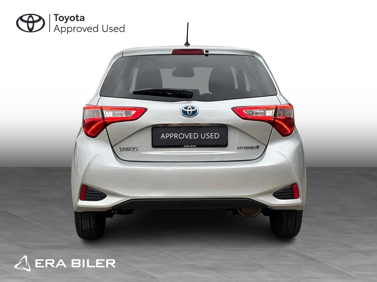 Billede af Toyota Yaris 1,5 Hybrid H3 Smartpakke E-CVT 100HK 5d Trinl. Gear